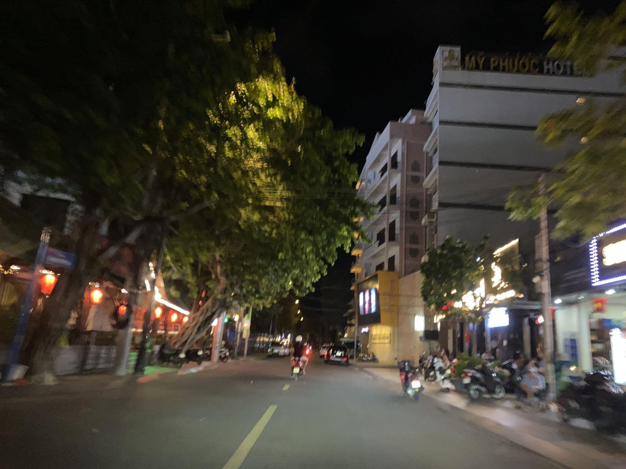 Street view near Mỹ Phước Hotel, Vũng Tàu