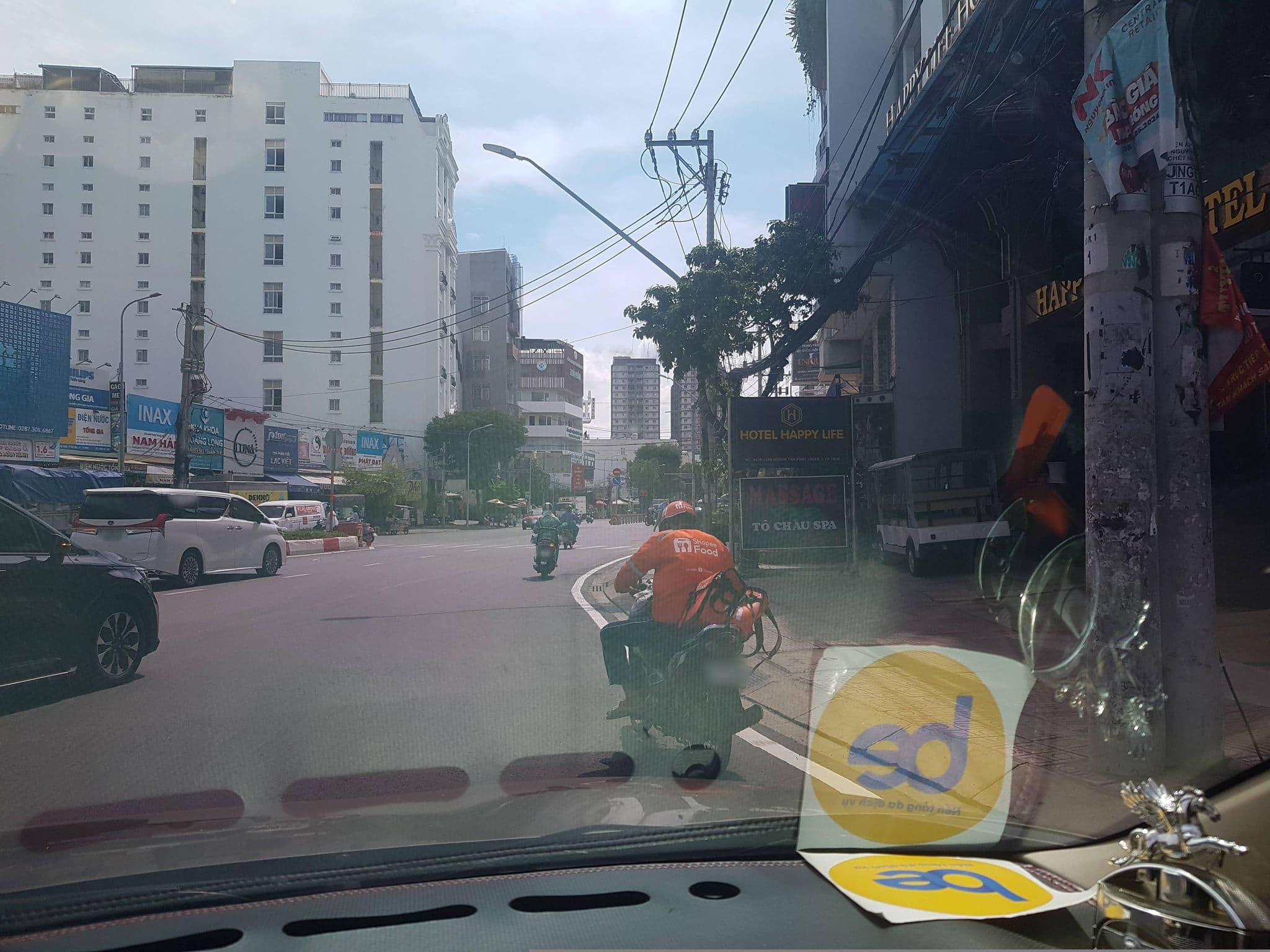 Street view near Khách Sạn Liberty Sài Gòn, Quận Bốn