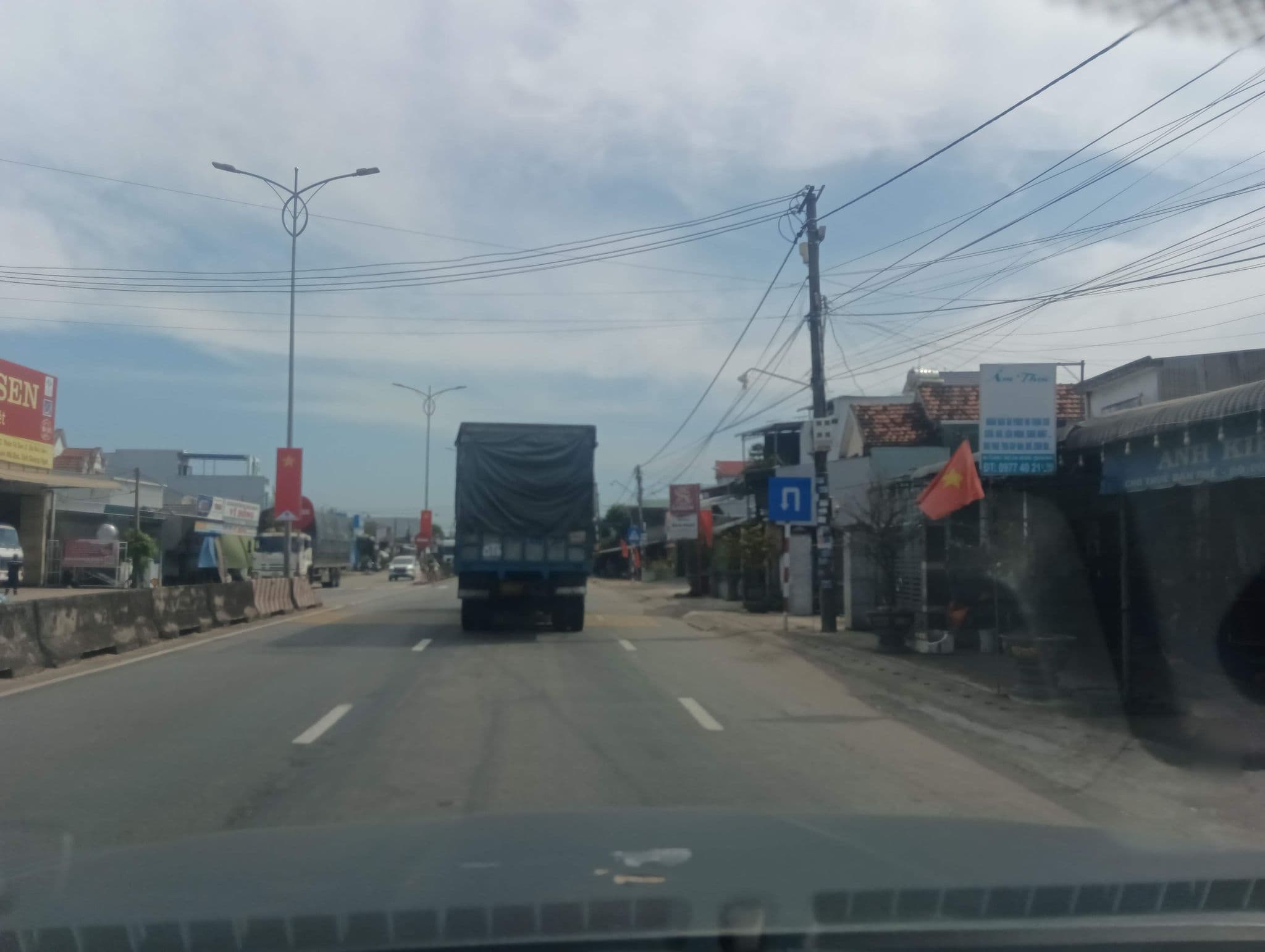 Street view near The Linh, An Bá — © builangbat (CC BY-SA · Mapillary)