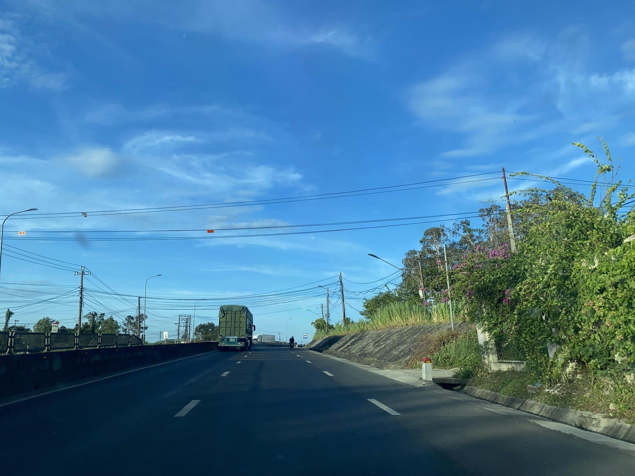 Street view near Huy Phat, Sông Cầu — © DriveWithHoang (CC BY-SA · Mapillary)