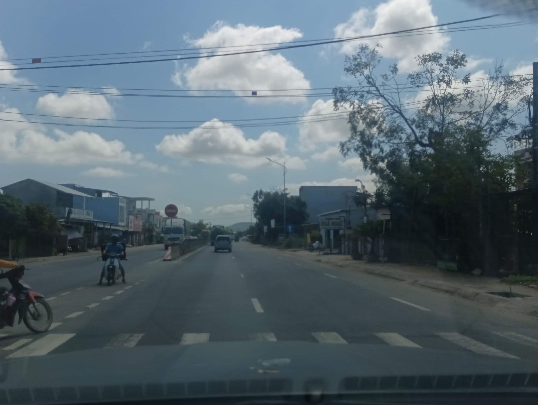 Street view near Thuan Phat, Sông Cầu — © builangbat (CC BY-SA · Mapillary)