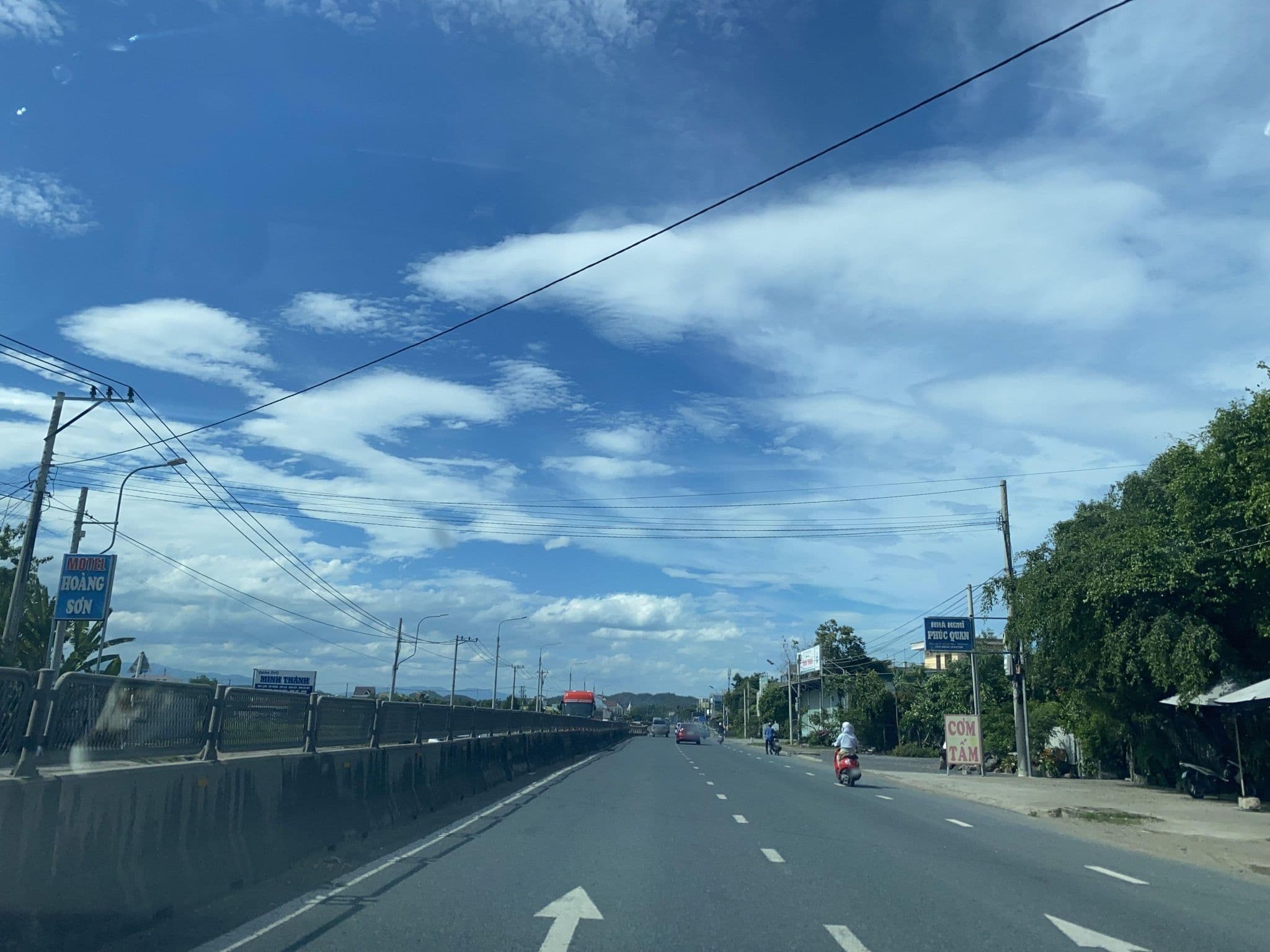 Street view near Huang Son, Ninh Hòa — © DriveWithHoang (CC BY-SA · Mapillary)