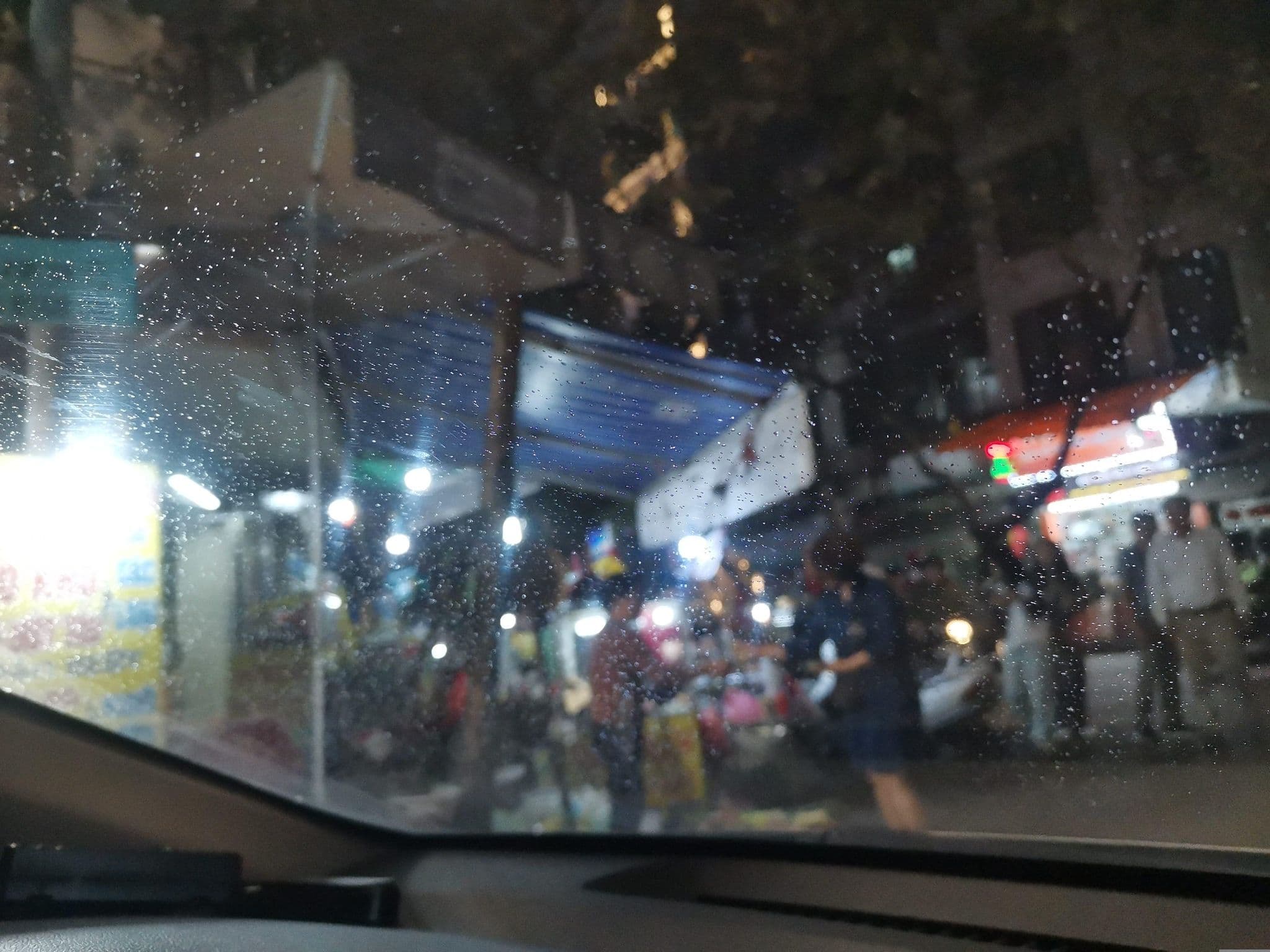 Street view near Khách Sạn Hanoi Old Quarter Backpackers, Hoàn Kiếm — © hn_left_2 (CC BY-SA · Mapillary)