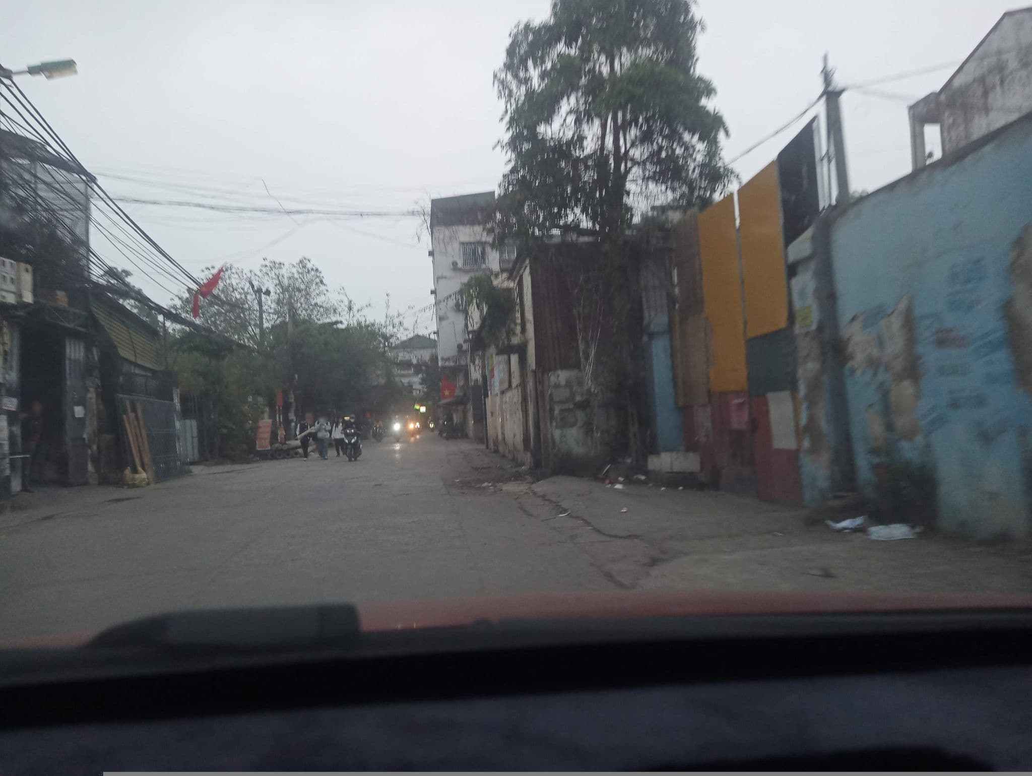 Street view near Nhà cậu hùng, Quỳnh Lôi — © hn_front_1 (CC BY-SA · Mapillary)