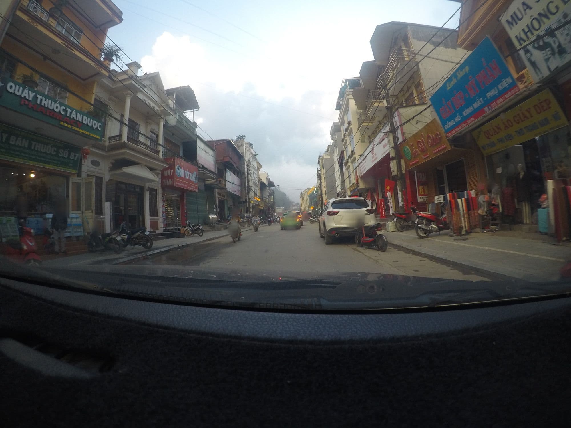 Street view near Sapa Luxury Hotel, Sa Pa