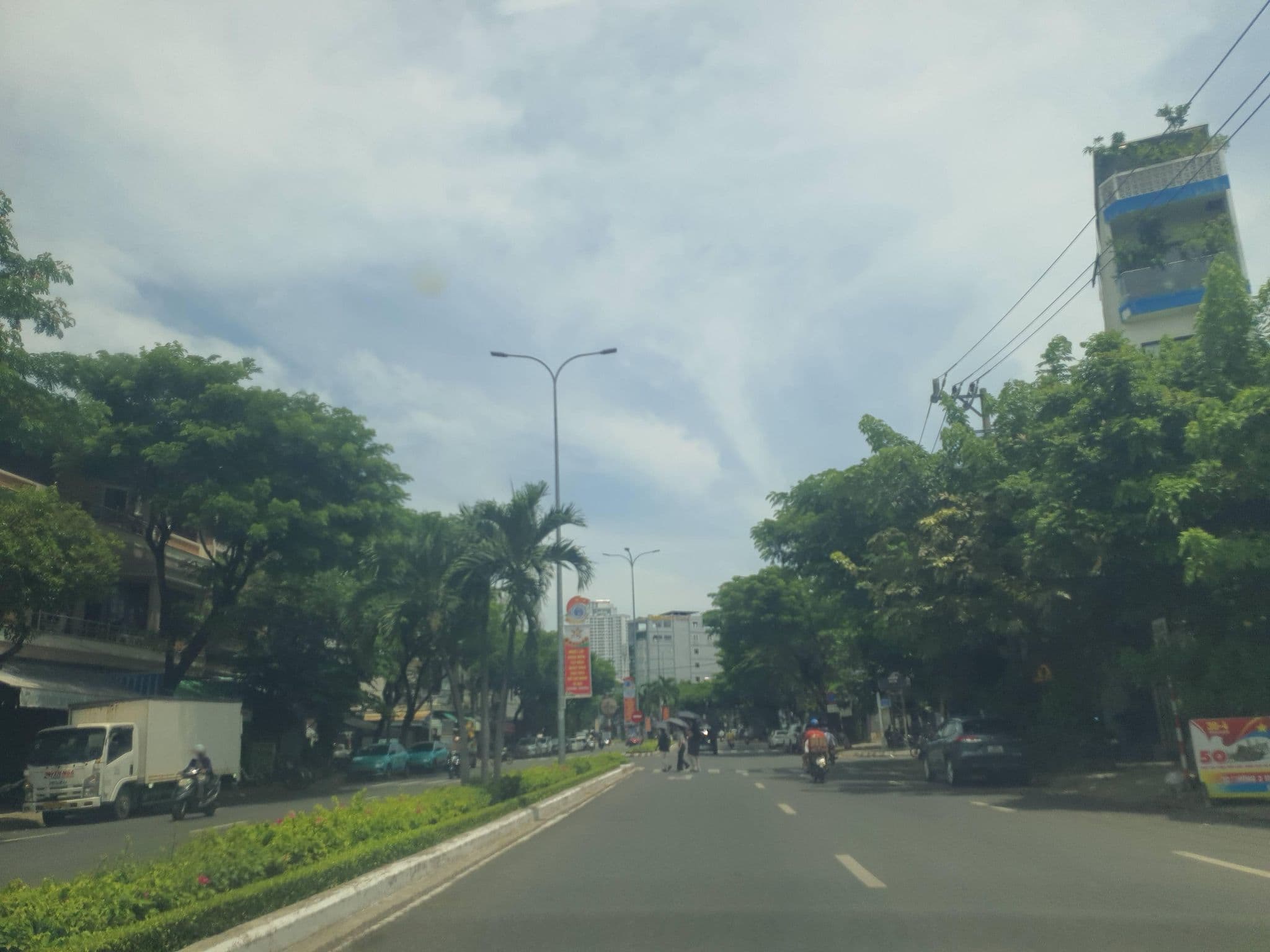Street view near Nhà của Vĩnh Brooklyn, Da Nang — © congduy (CC BY-SA · Mapillary)