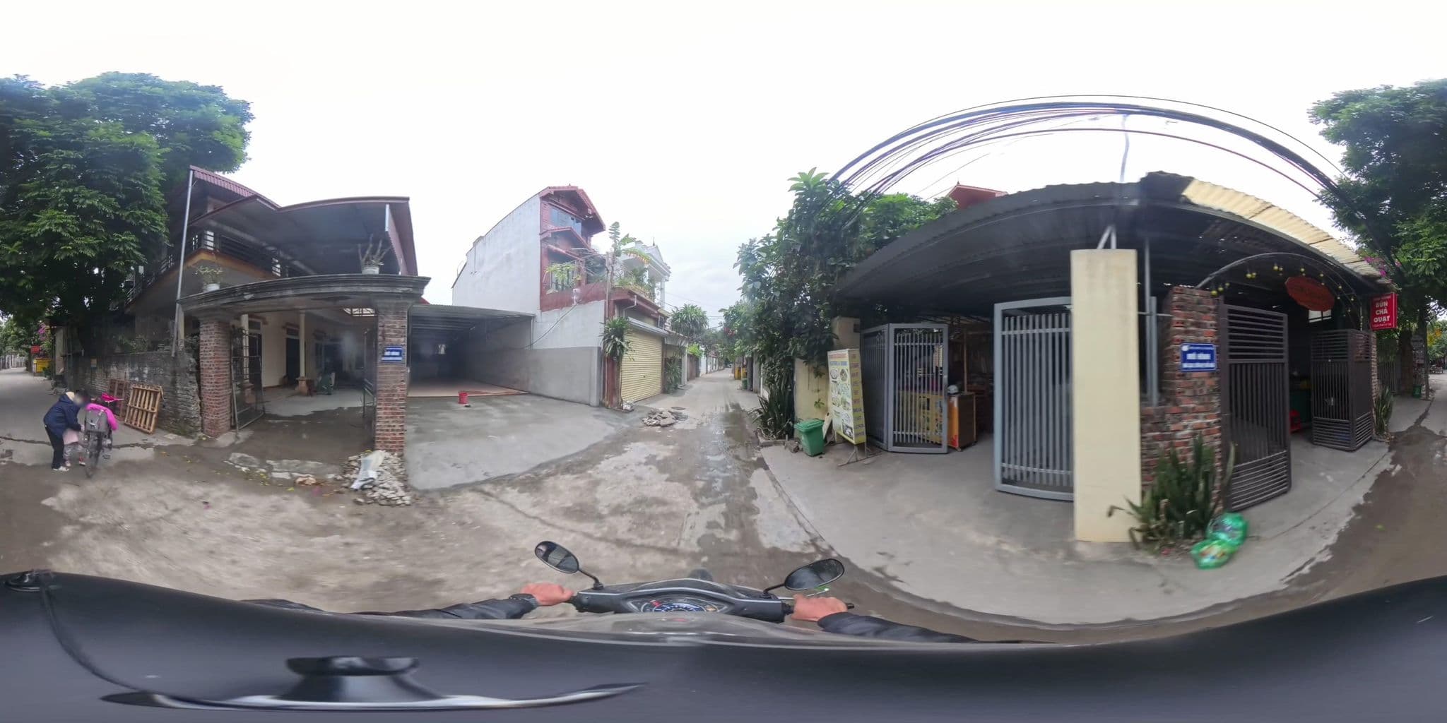 Street view near Green Peace Bungalow, Ninh Bình