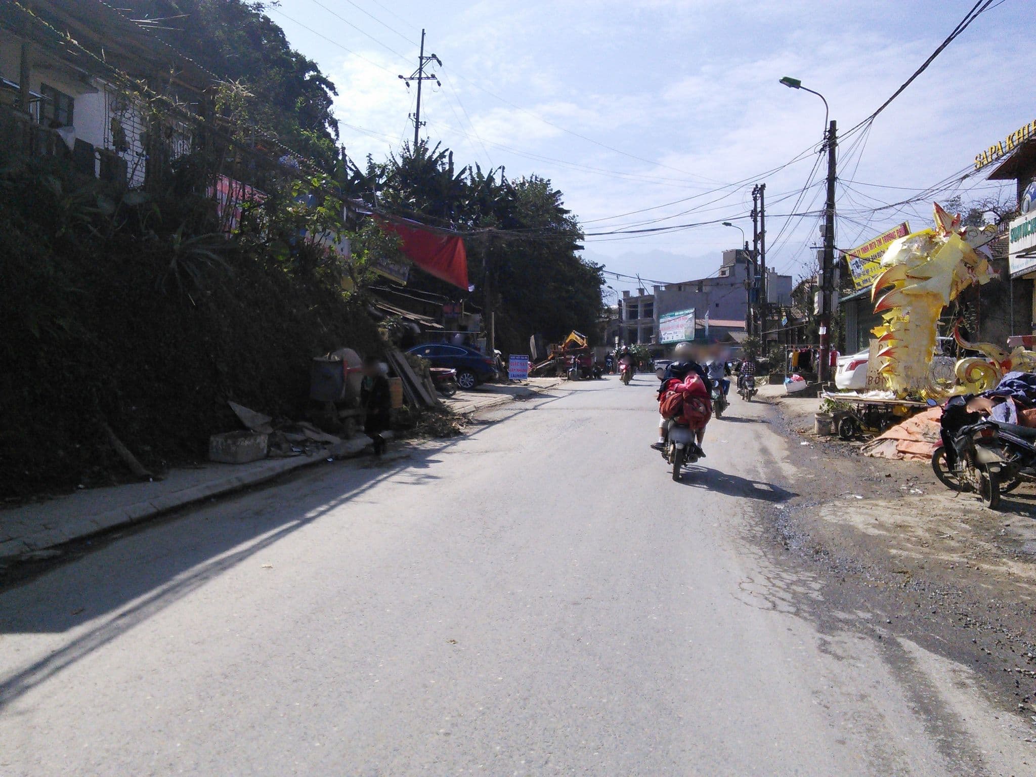 Street view near Quet Tinh, Sa Pa