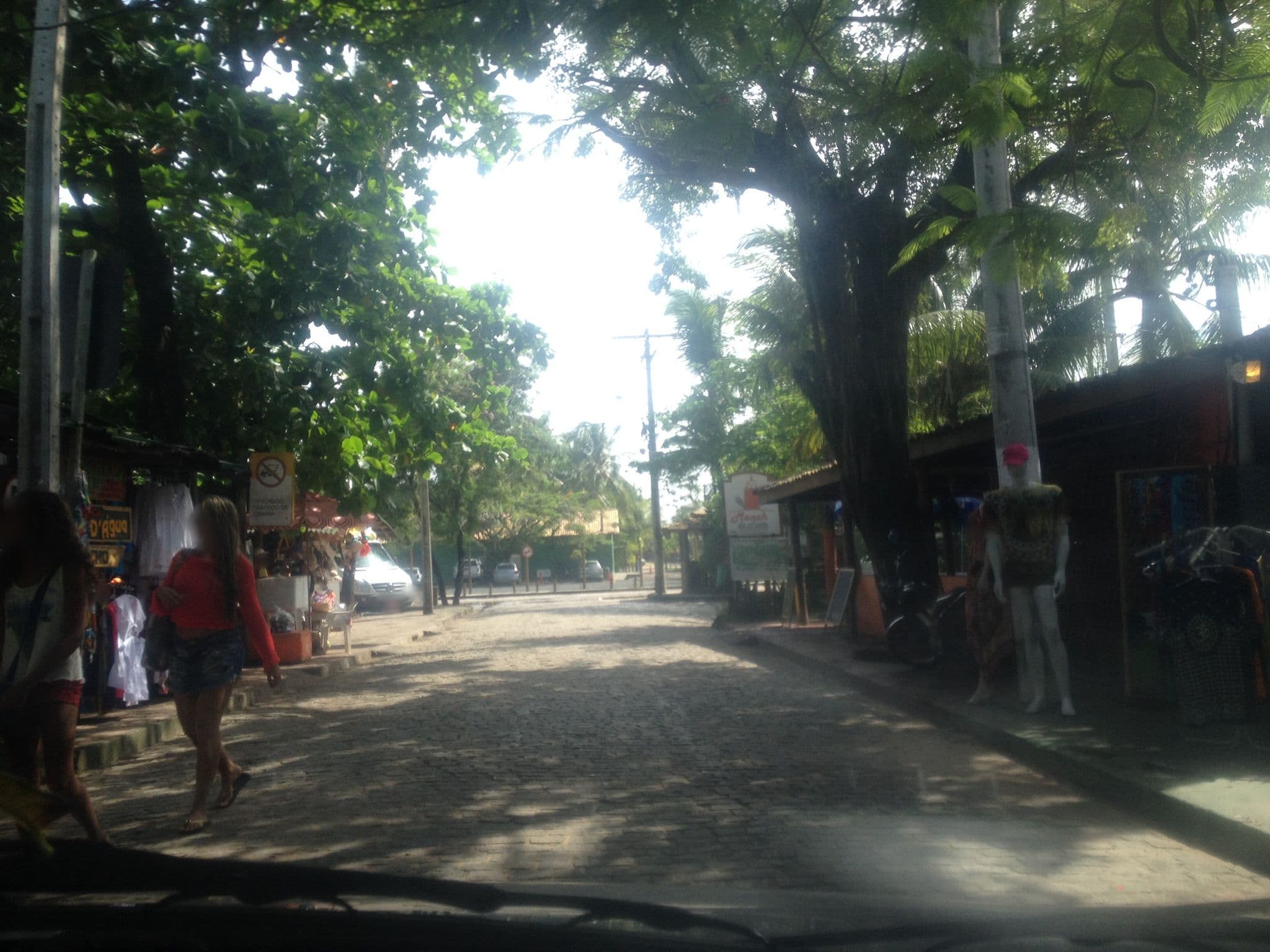 Street view near Rosa dos Ventos, Dias d'Ávila — © vialma (CC BY-SA · Mapillary)
