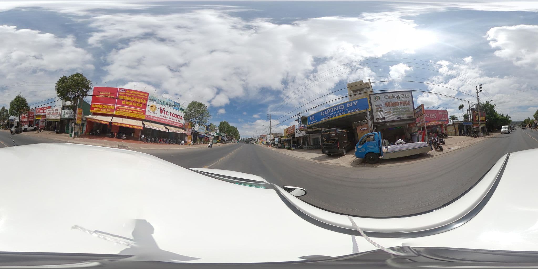 Street view near cường ny khách sạn, nhà xe, Ea Drăng — © trung (CC BY-SA · Mapillary)