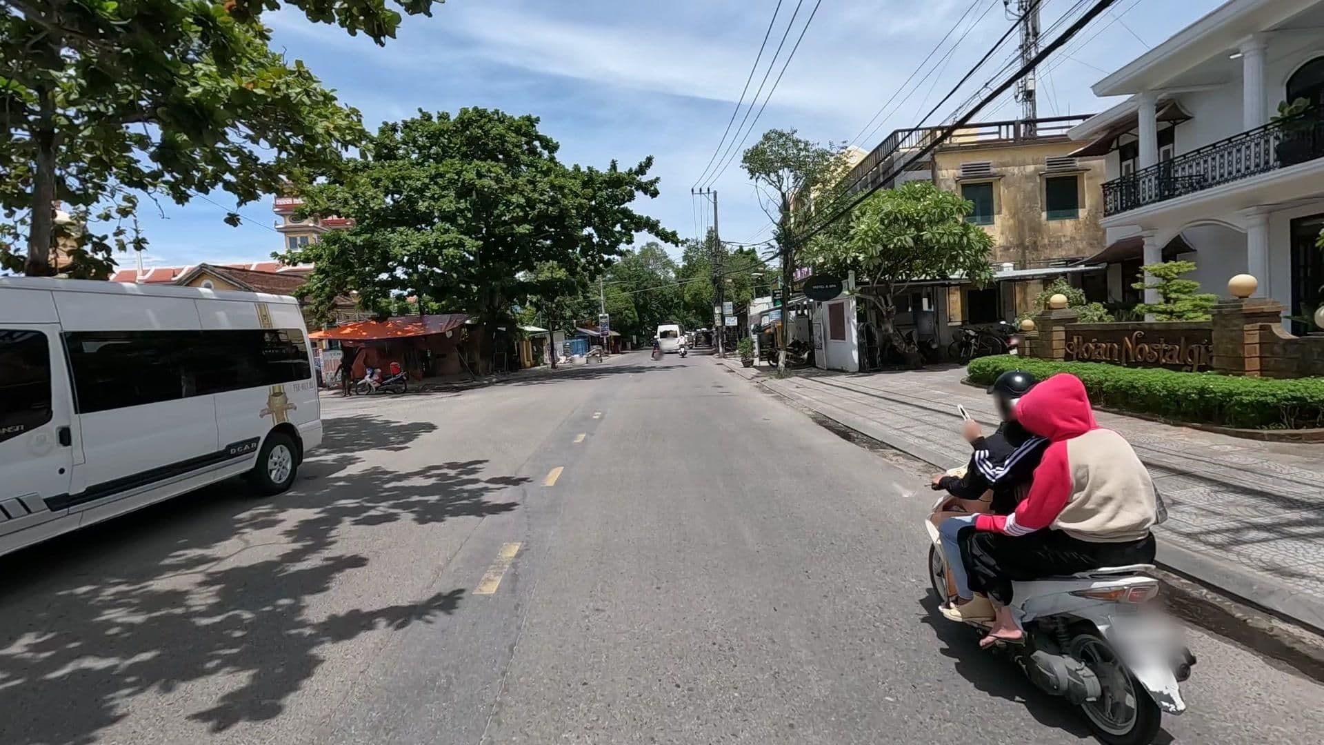 Street view near Huy Hoang Garden Hotel, Hoi An
