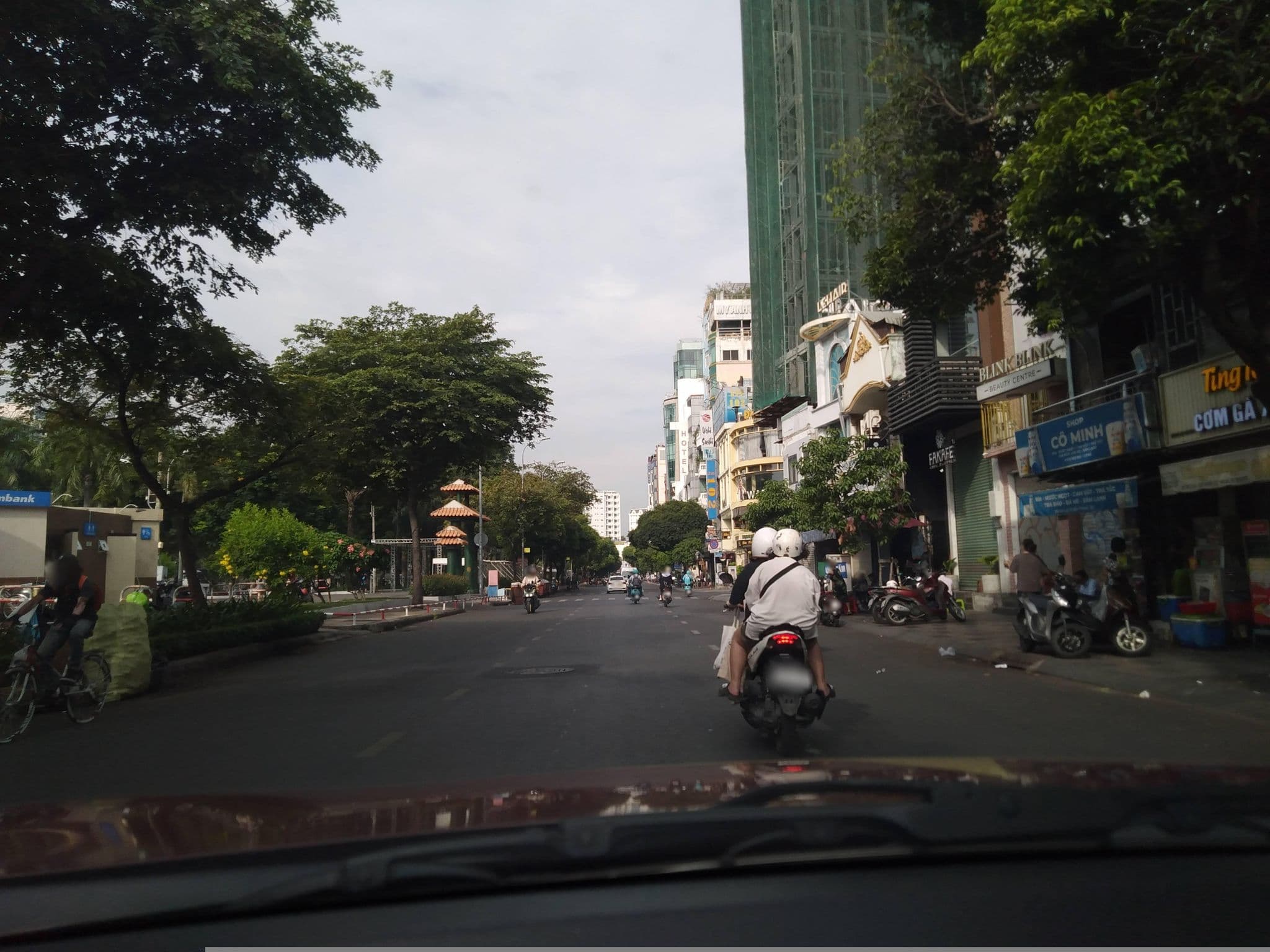 Street view near Khách Sạn Jan Central Park, Quận Ba
