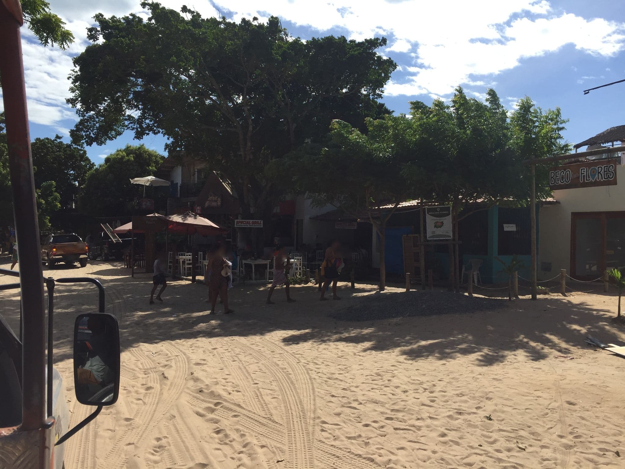 Street view near pousada deck jeri, Jijoca de Jericoacoara — © wander (CC BY-SA · Mapillary)