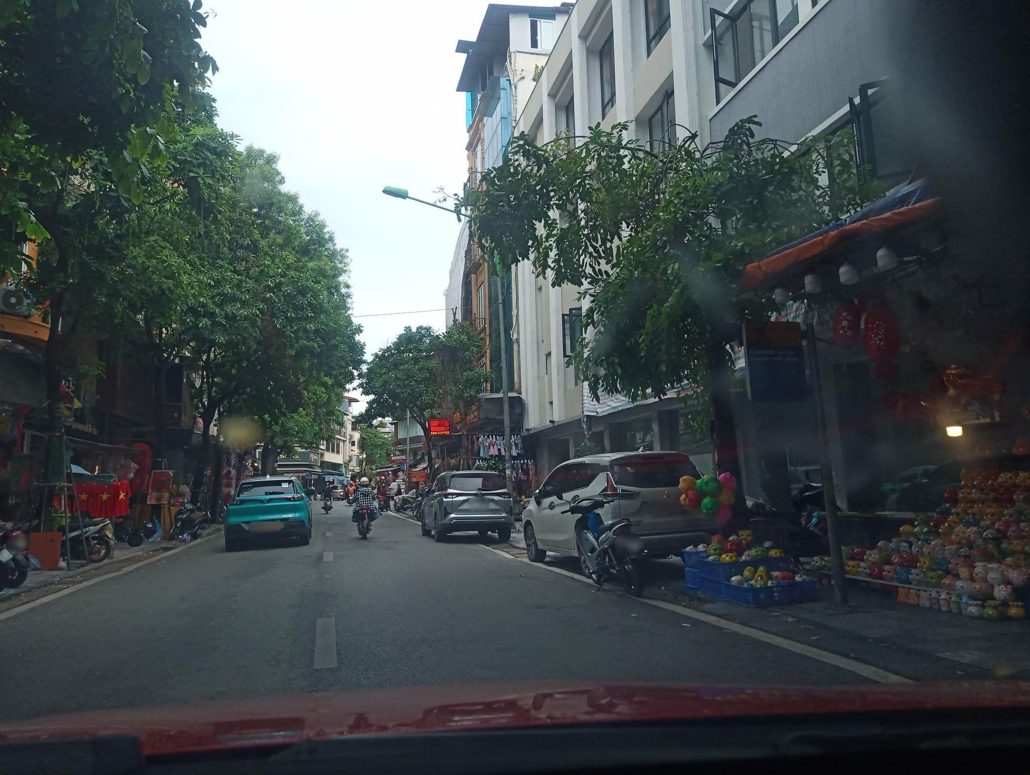 Street view near Hanoi Little Town, Hoàn Kiếm