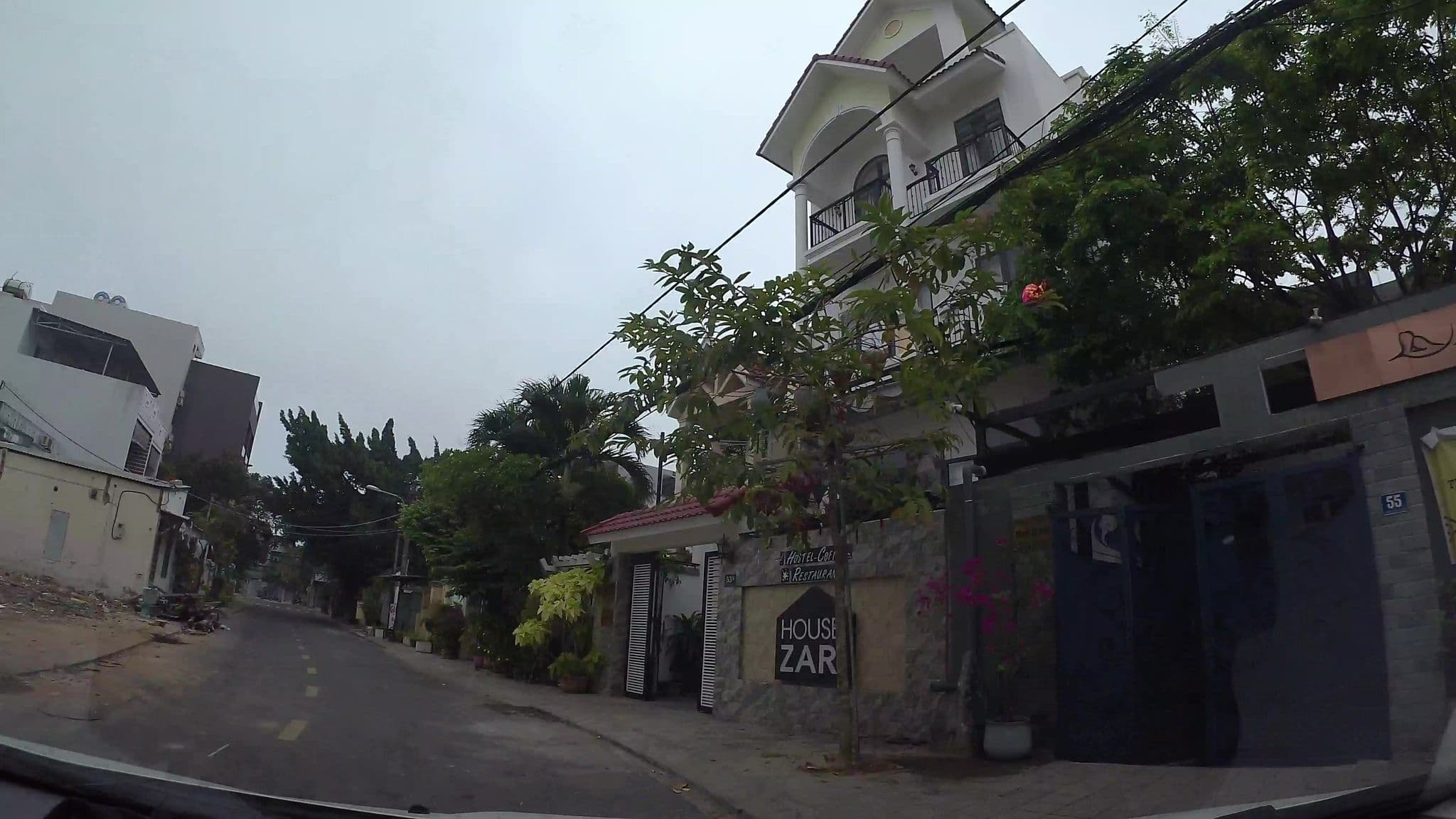 Street view near Zari House, Sơn Trà