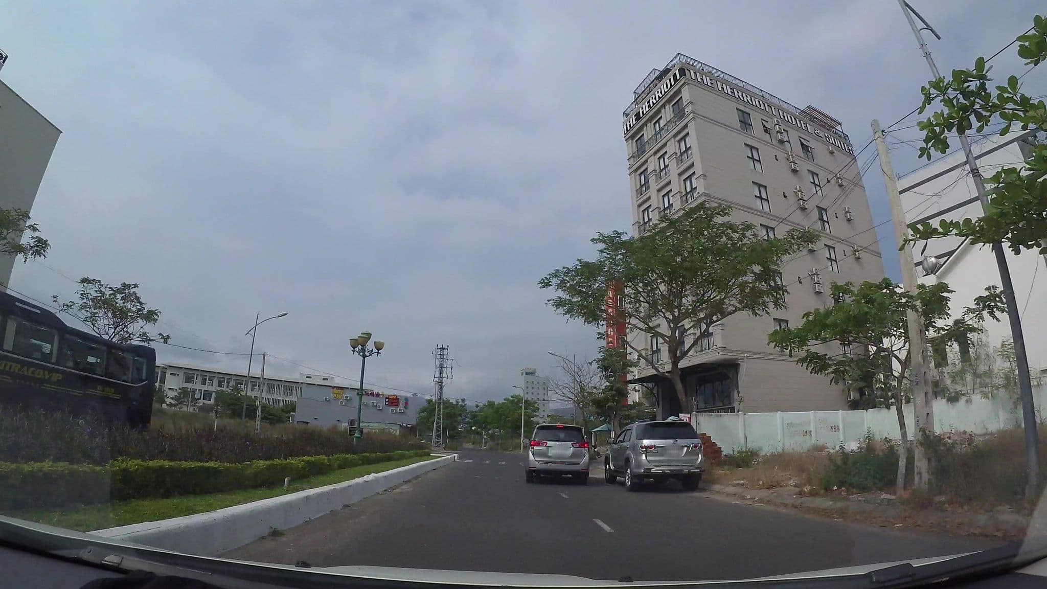 Street view near Herriott, An Hải