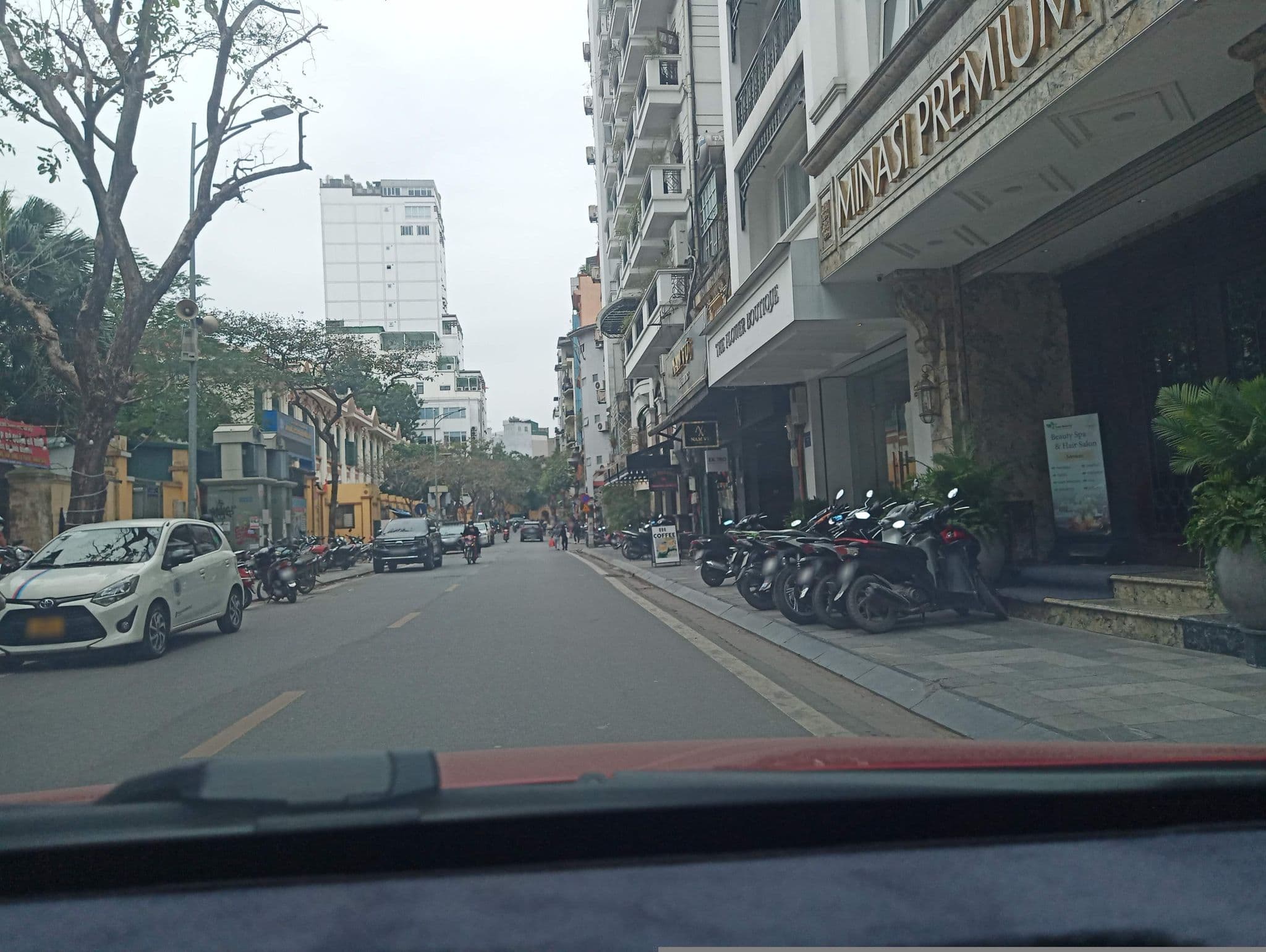 Street view near Khách Sạn Adamas Hanoi, Hoàn Kiếm