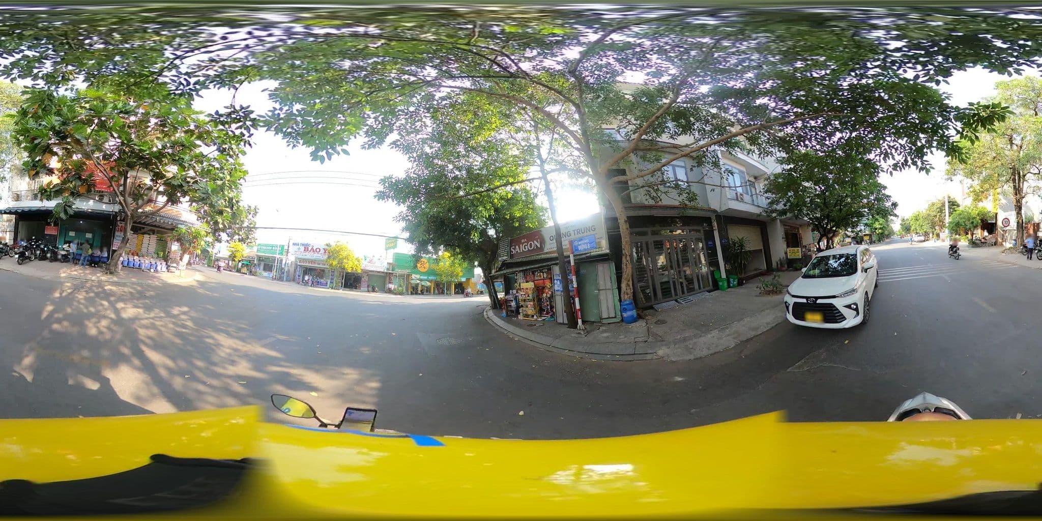 Street view near ĐÀO(dạy kèm), Dĩ An — © bemaps3_sg (CC BY-SA · Mapillary)