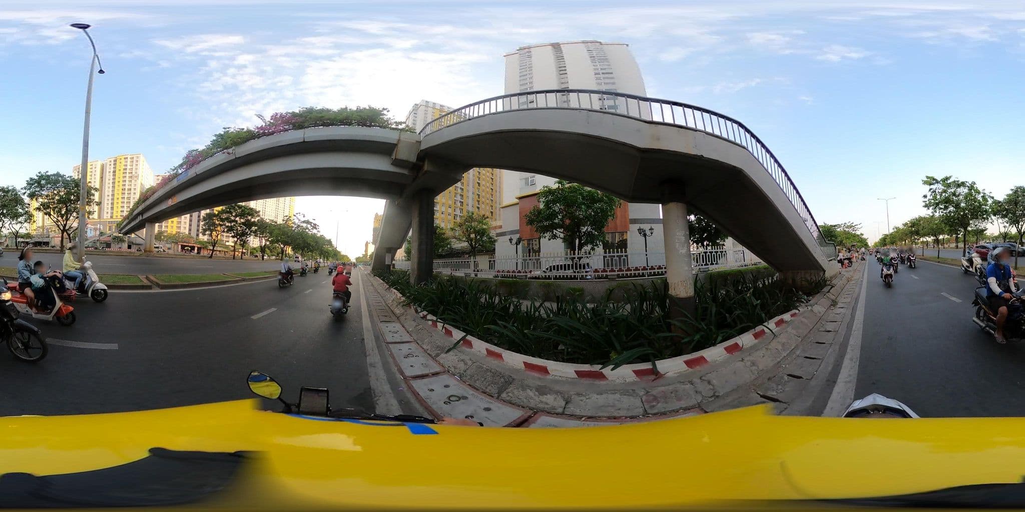 Street view near Chung Cư City Gate, Quận Sáu — © bemaps3_sg (CC BY-SA · Mapillary)