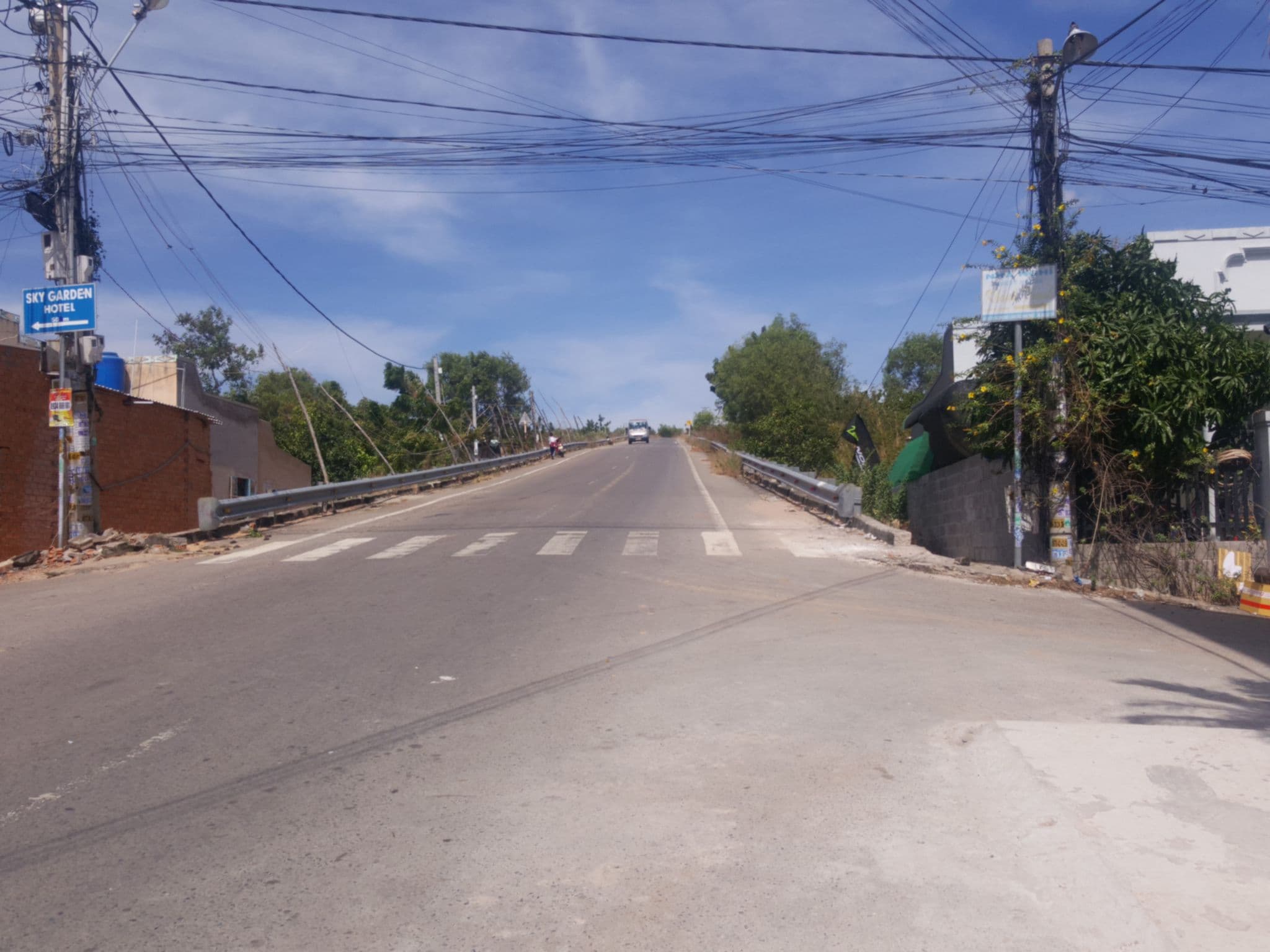 Street view near Sao Mai Mui Ne Hotel, Mui Ne