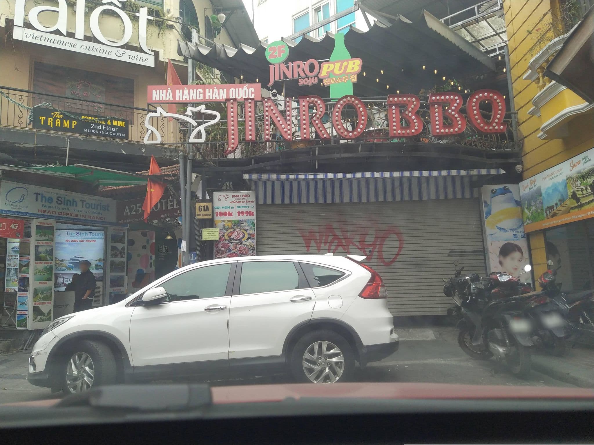Street view near Khách Sạn Buffalo, Hoàn Kiếm — © hn_front_1 (CC BY-SA · Mapillary)