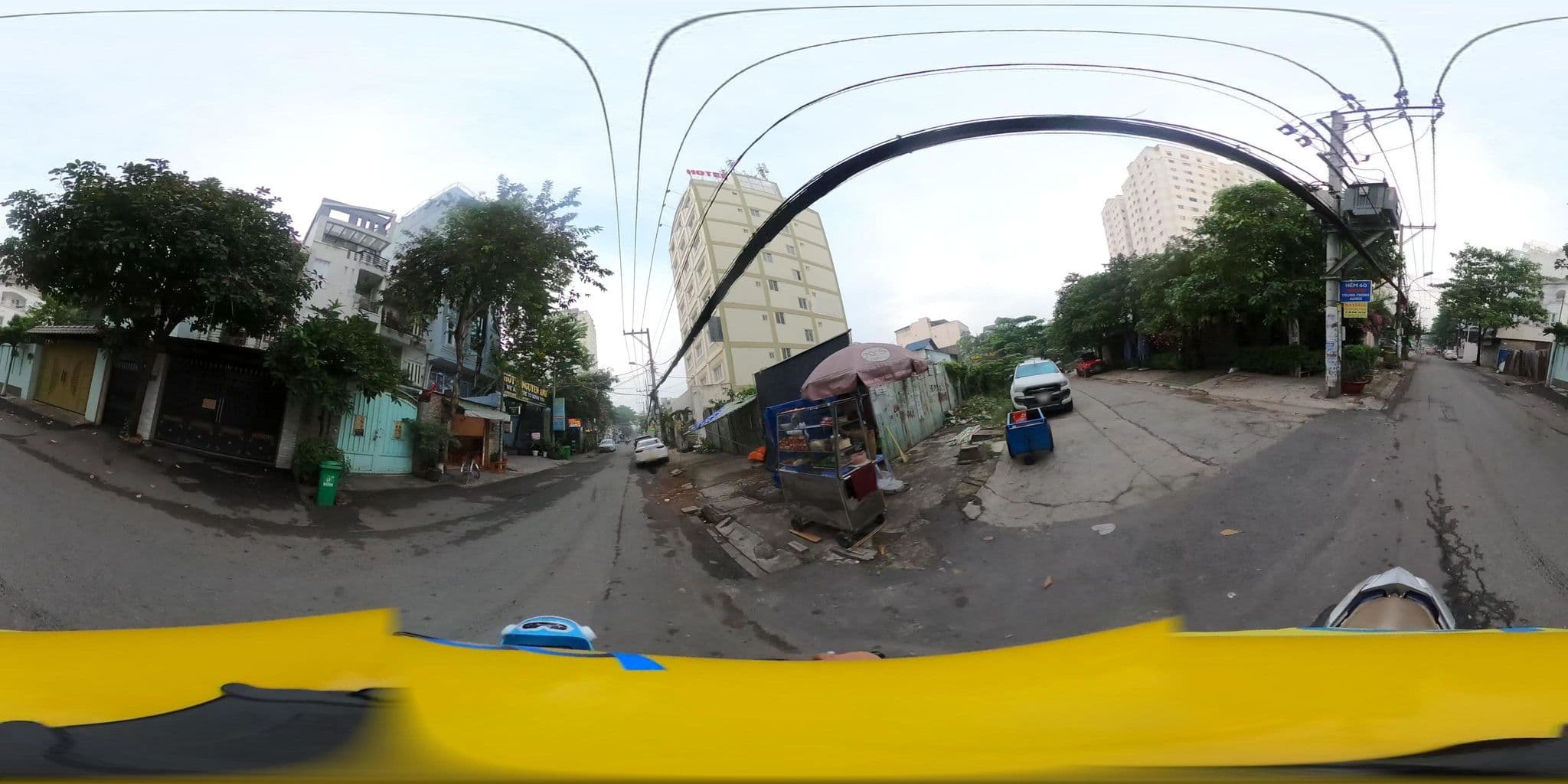 Street view near Khách Sạn Amura, Bình Thạnh — © bemaps3_sg (CC BY-SA · Mapillary)