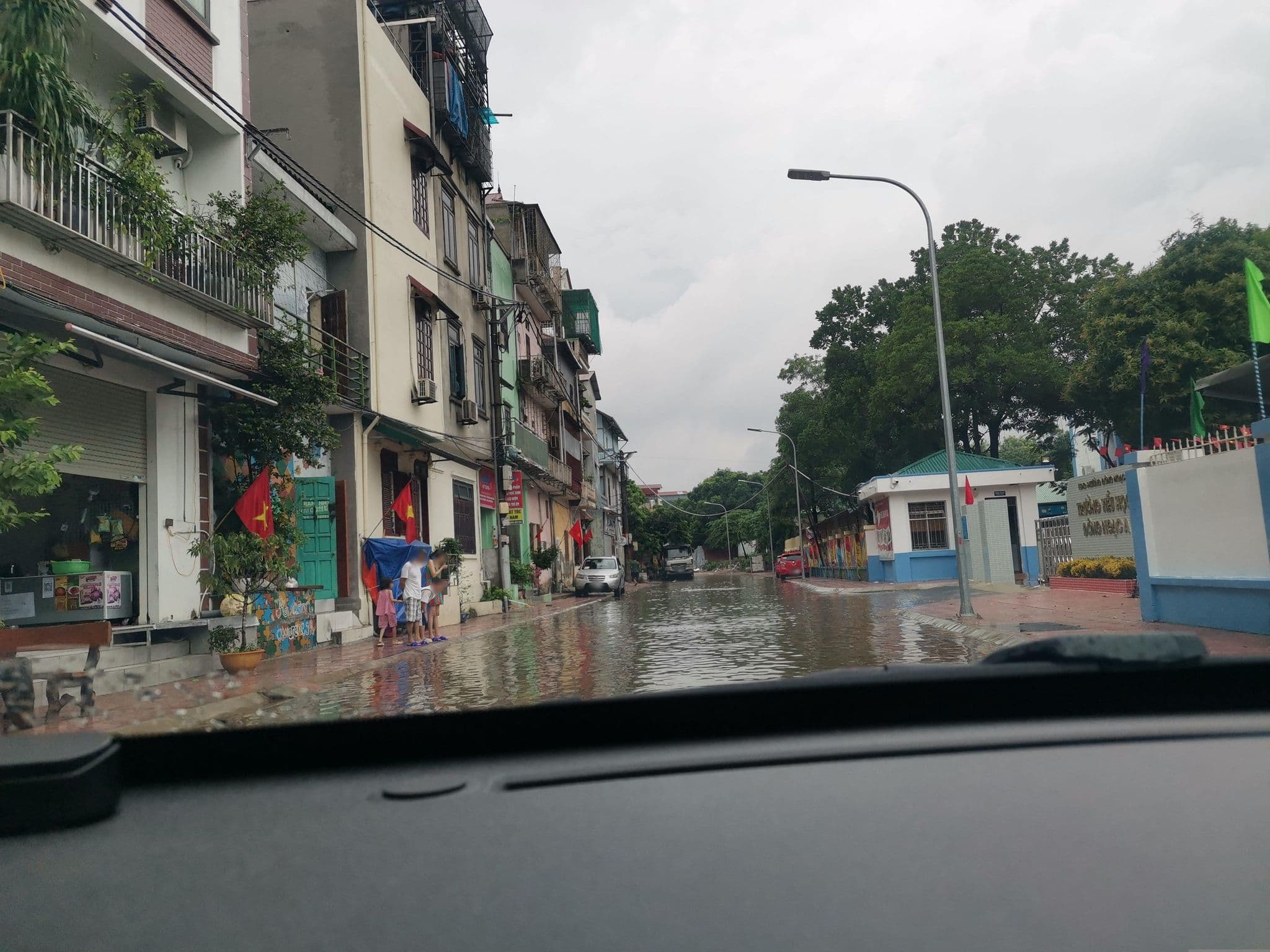 Street view near nhà ở, Thụy Phương — © hn_left_2 (CC BY-SA · Mapillary)