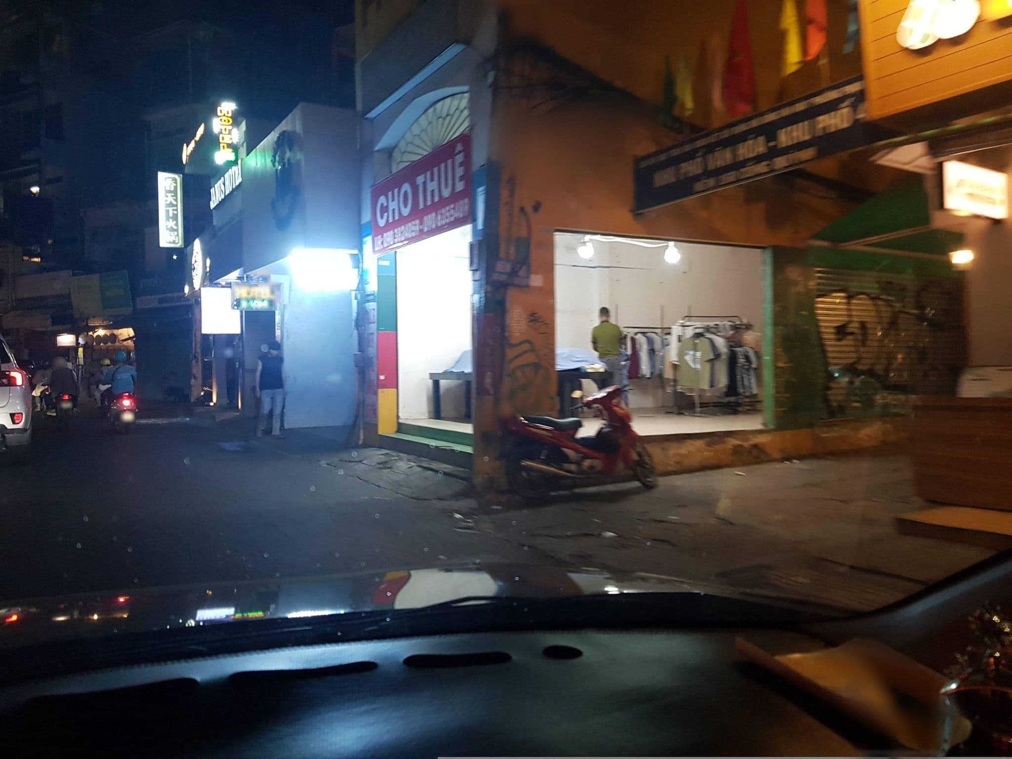 Street view near Khách Sạn Madam Cuc 127, Quận Ba