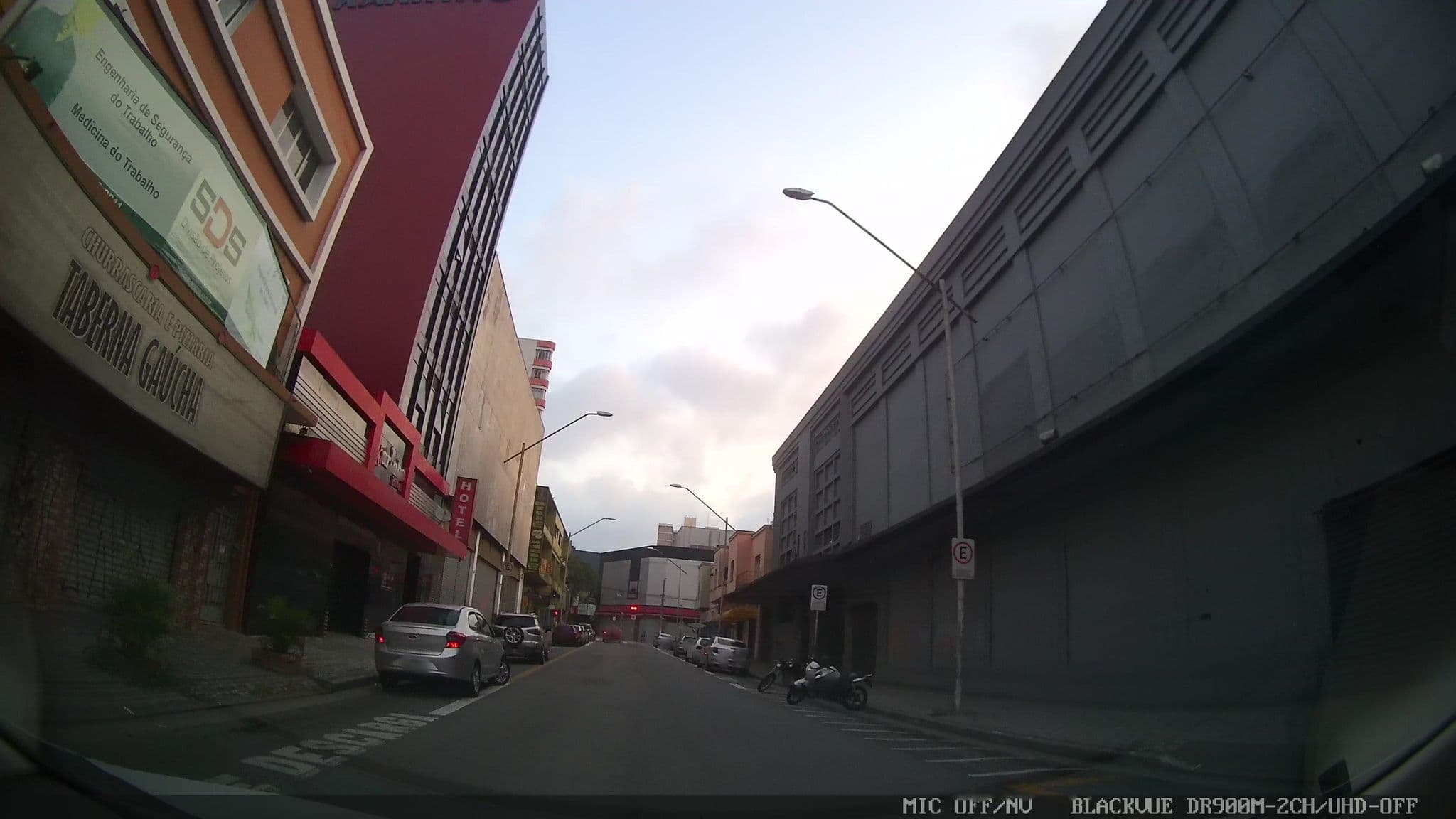 Street view near Carinho Hotel, Santo André — © marciosampaio (CC BY-SA · Mapillary)