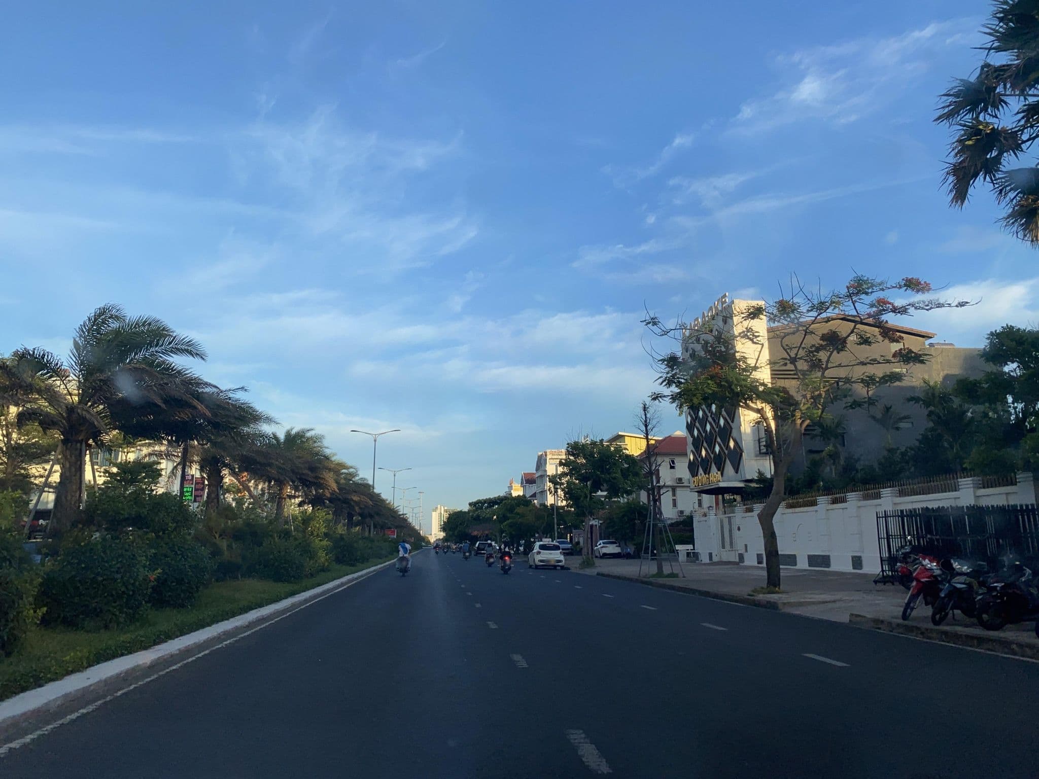 Street view near Apec mandala Victor condotel, Tuy Hòa — © DriveWithHoang (CC BY-SA · Mapillary)