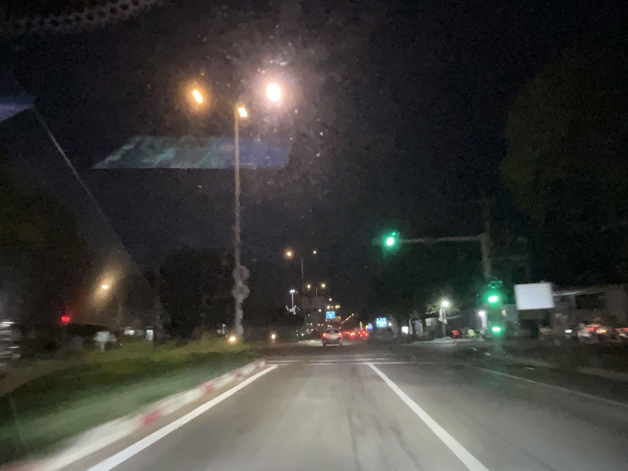 Street view near Tiến Phong, Xã Long Hải — © DriveWithHoang (CC BY-SA · Mapillary)