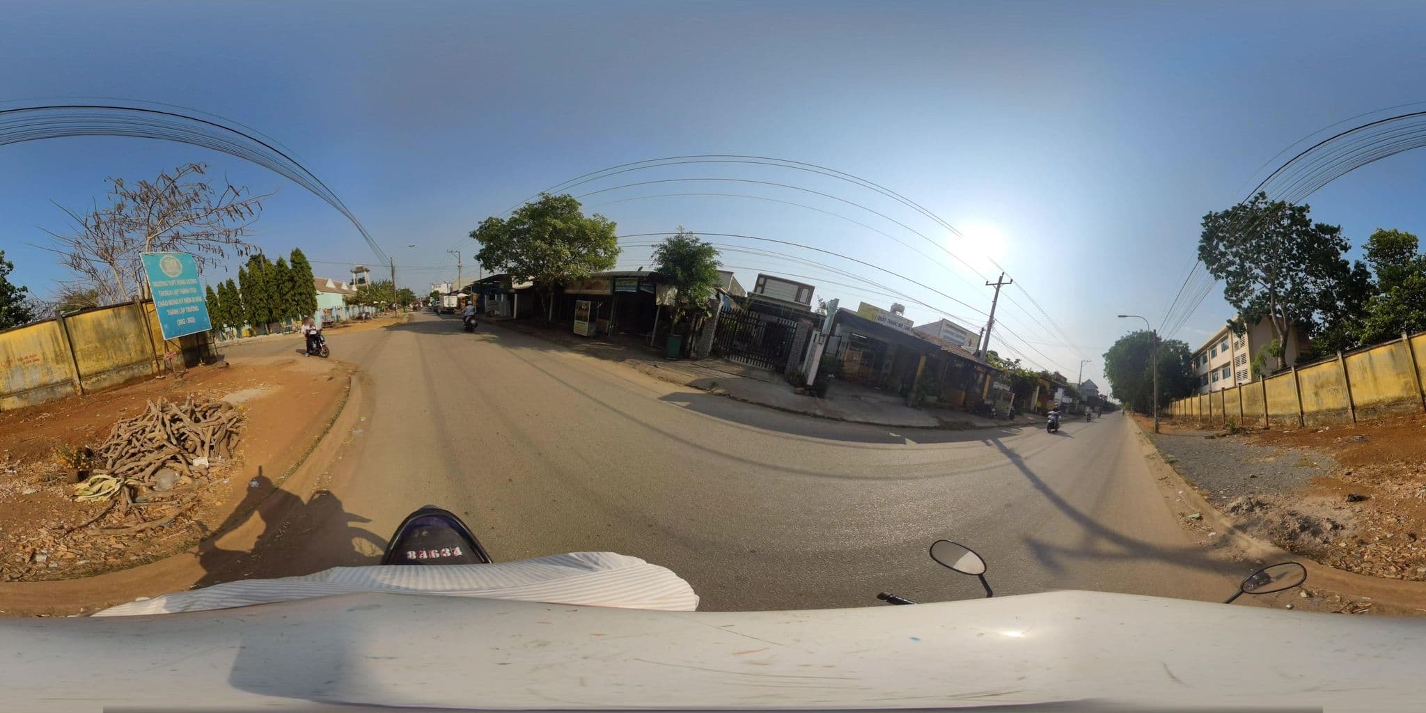 Street view near Mỹ Linh, Long Khánh — © LANG-THANG-KHAP-PHO (CC BY-SA · Mapillary)