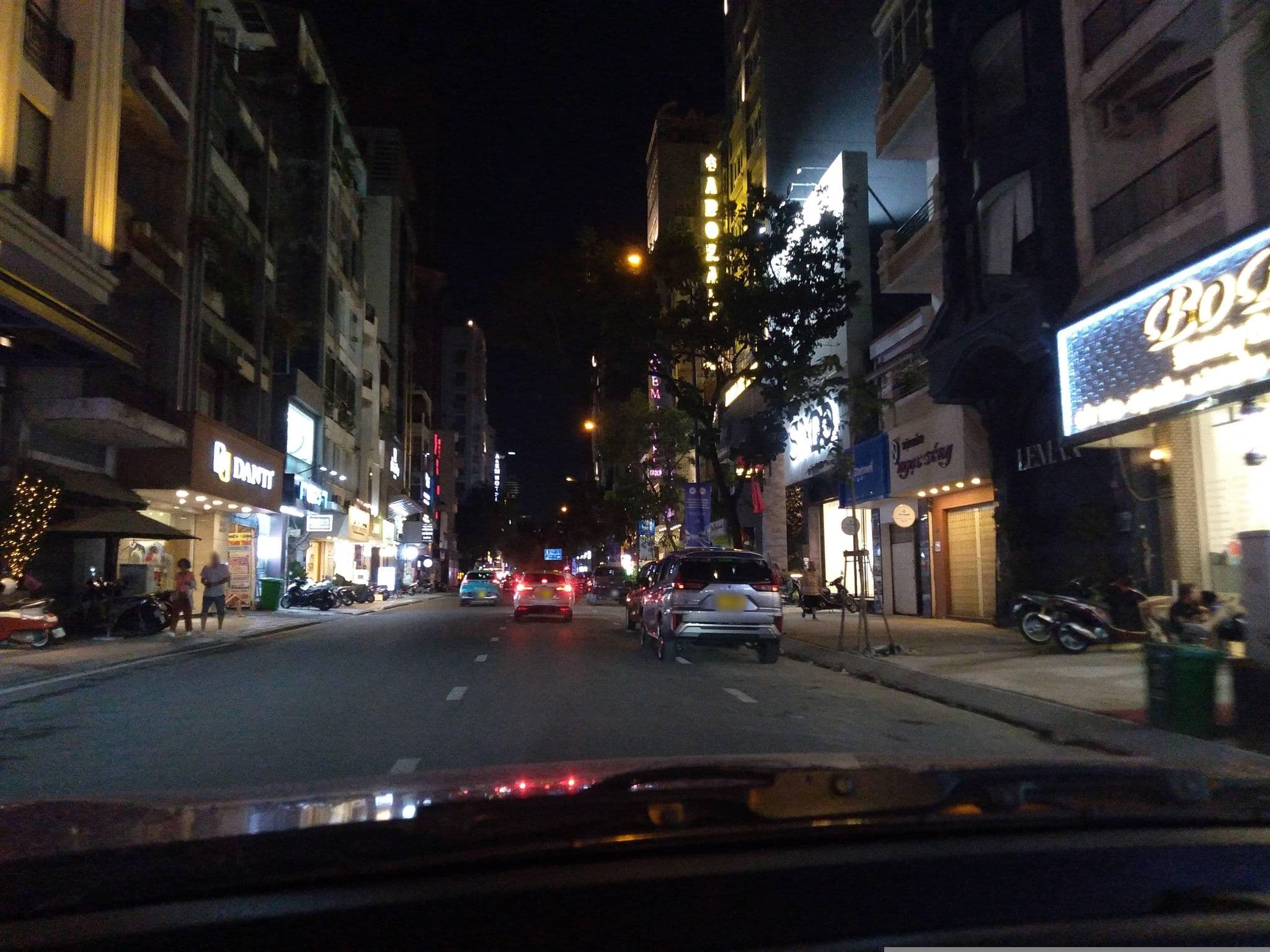 Street view near Adora Art Hotel, Quận Ba — © sg_front_1 (CC BY-SA · Mapillary)