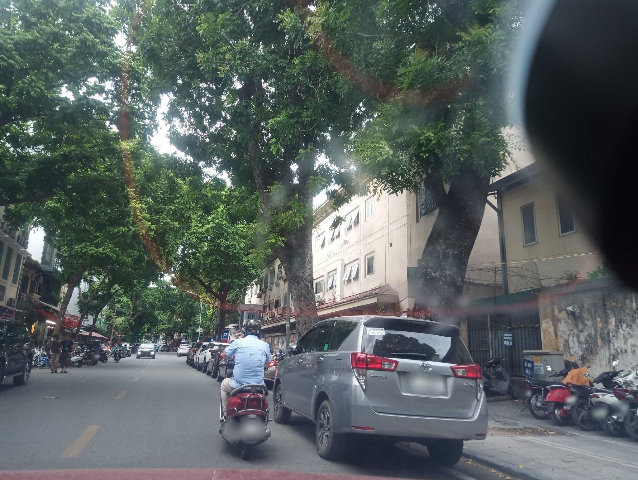 Street view near Beryl Signature Hotel and Travel, Hoàn Kiếm