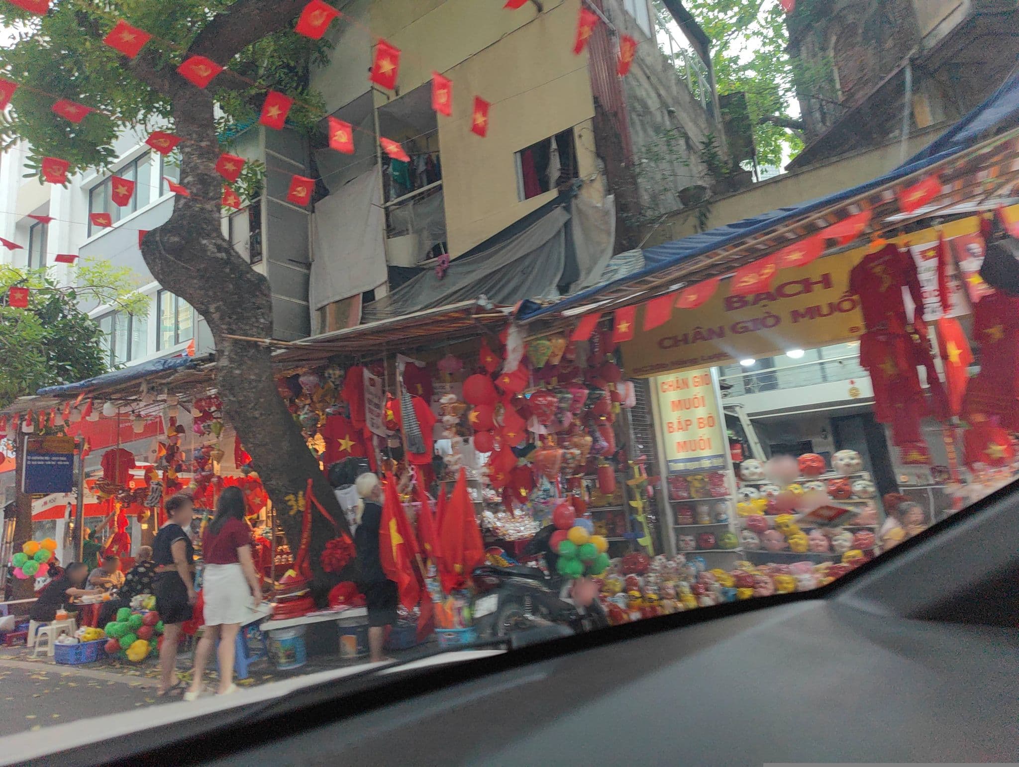Street view near Hanoi Central Star, Hoàn Kiếm