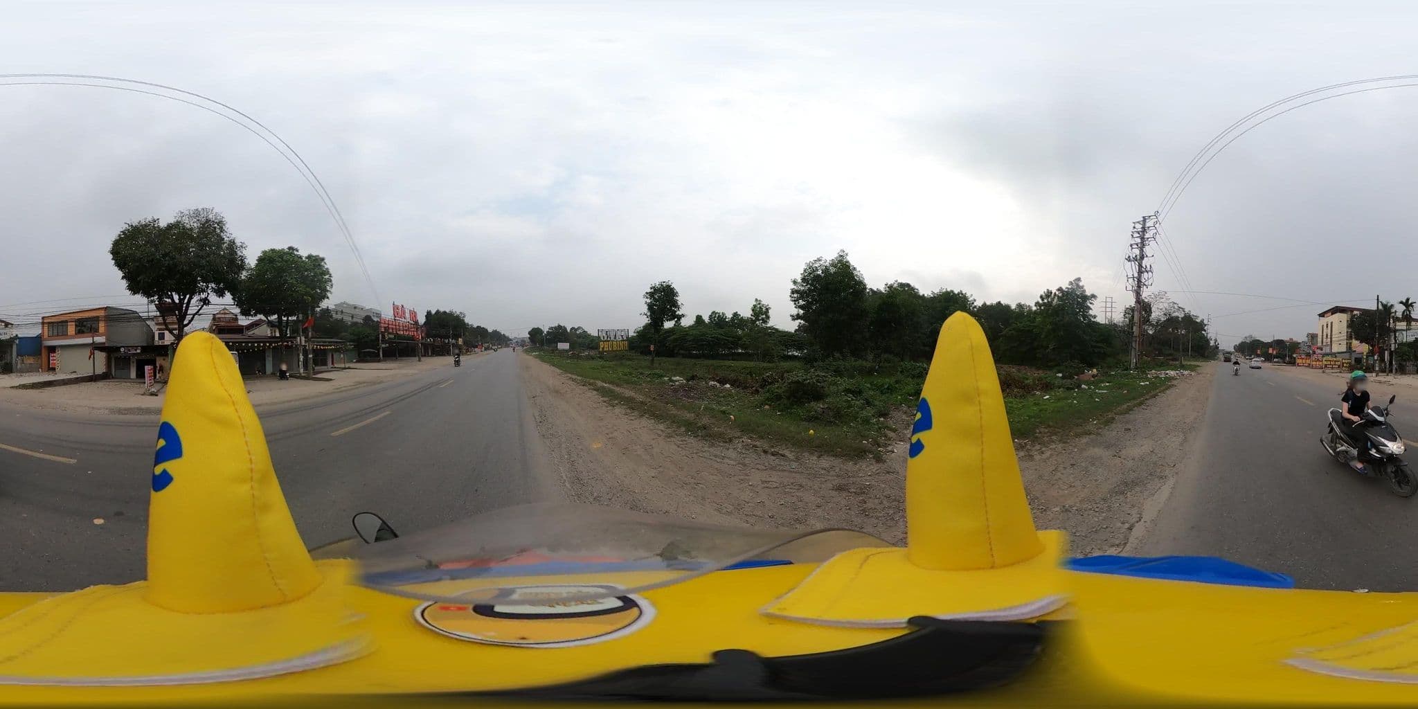 Street view near KTX Ông Bà, Liên Quan — © bemaps2_hn (CC BY-SA · Mapillary)