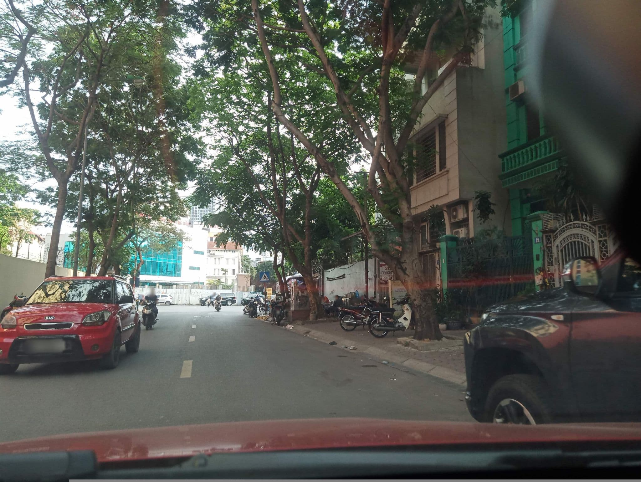 Street view near Hotel An Hưng, Mai Dịch — © hn_front_1 (CC BY-SA · Mapillary)
