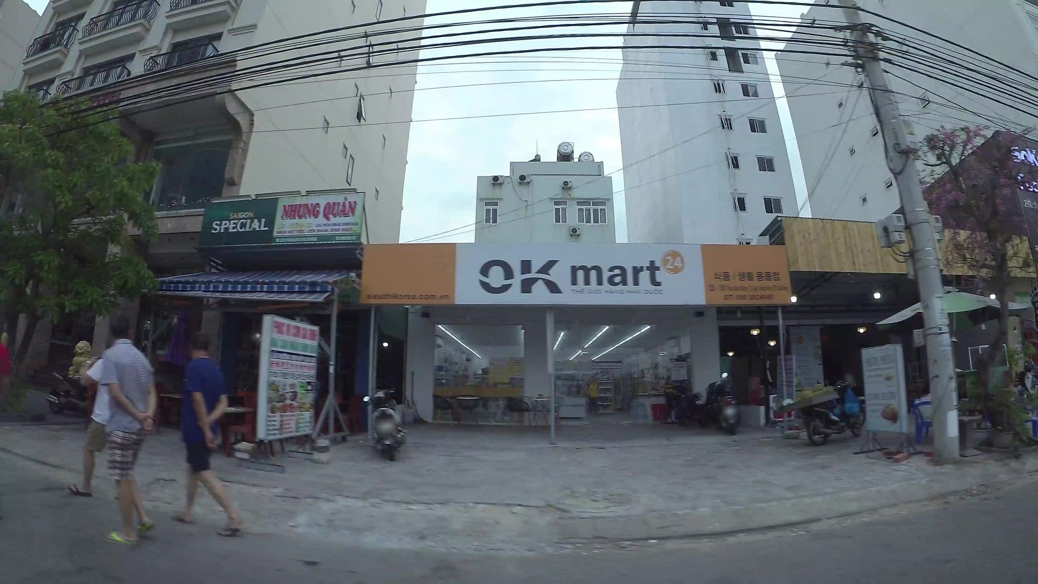 Street view near Cherry Hotel & Apartments, Sơn Trà
