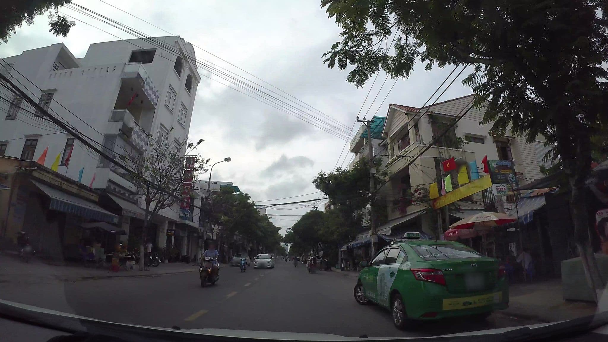 Street view near Saluton, An Hải