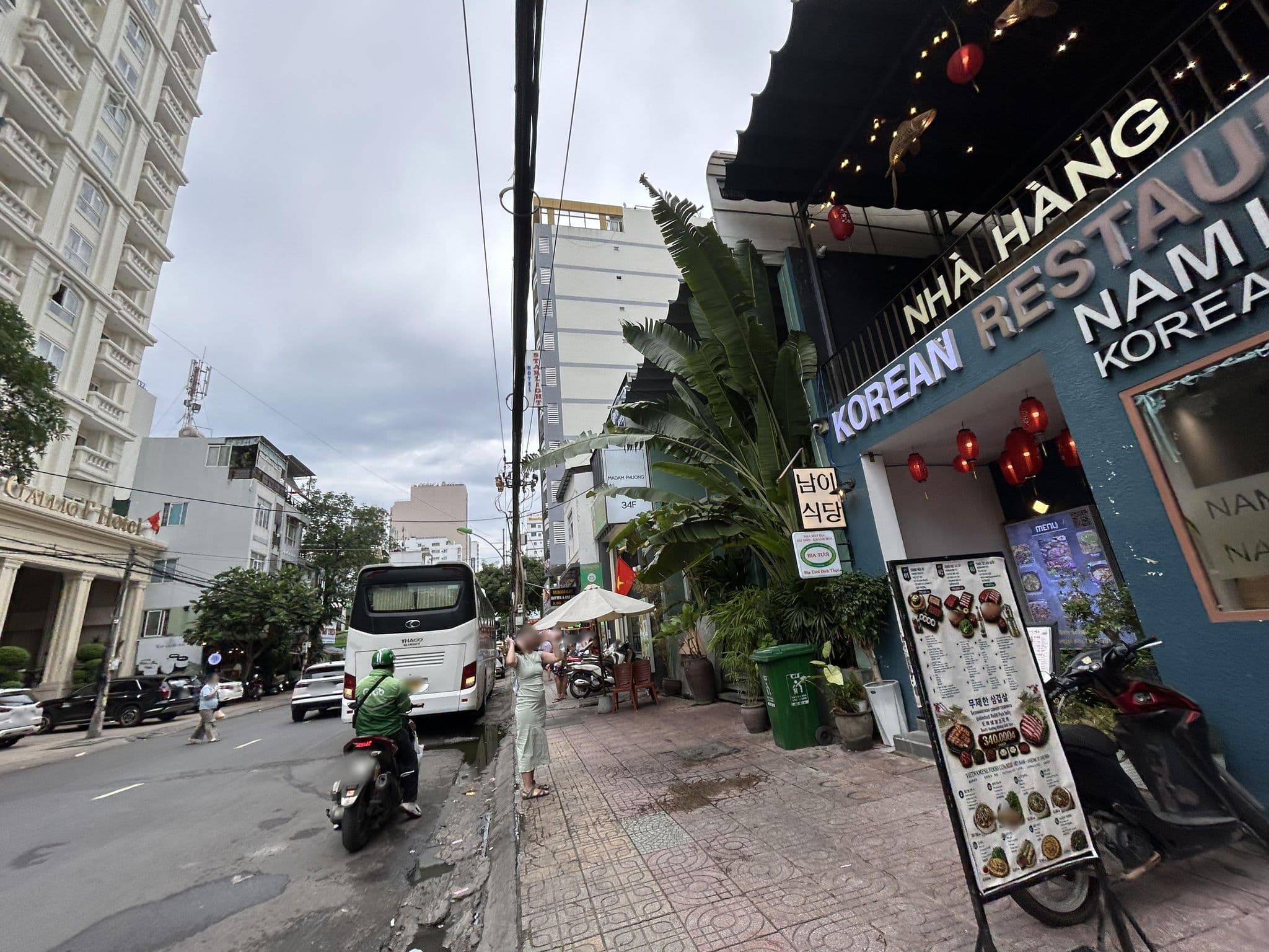 Street view near Edele, Nha Trang — © ruslan_fat (CC BY-SA · Mapillary)