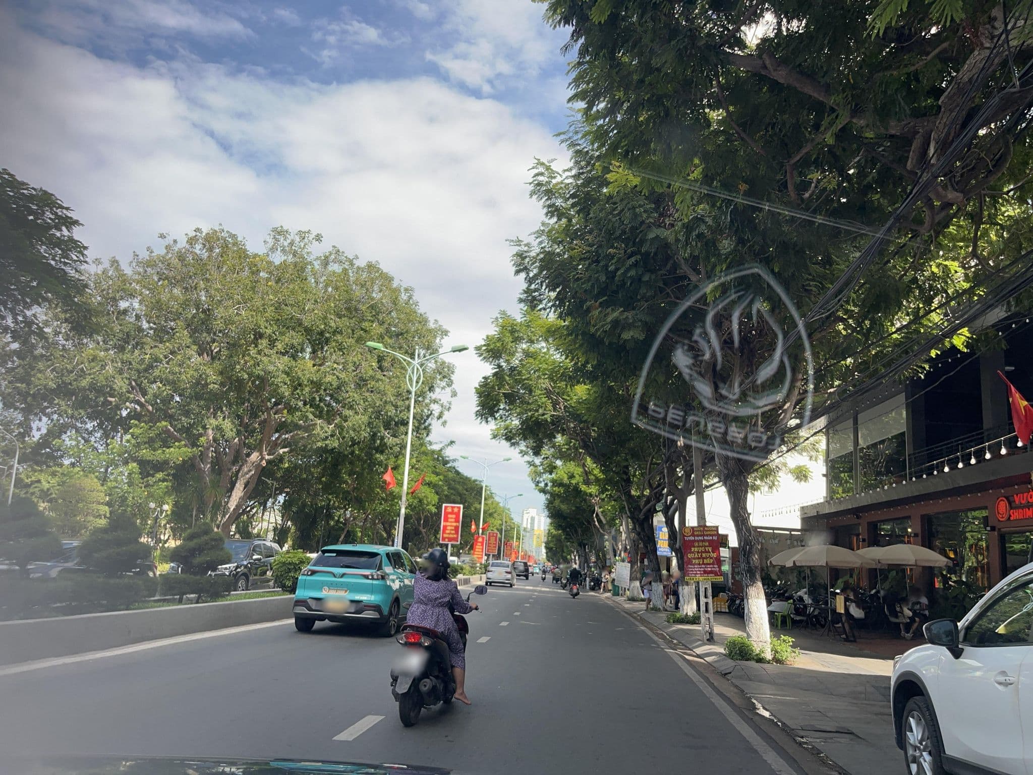 Street view near Merpearl Beach, Nha Trang