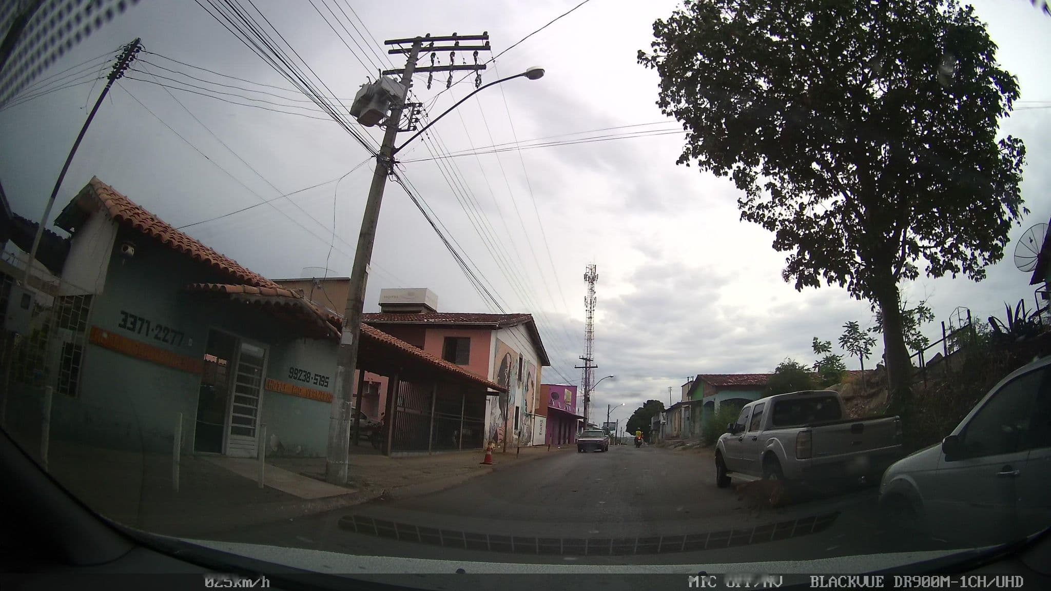 Street view near Hotel Rio Vermelho, Goiás — © kafri (CC BY-SA · Mapillary)