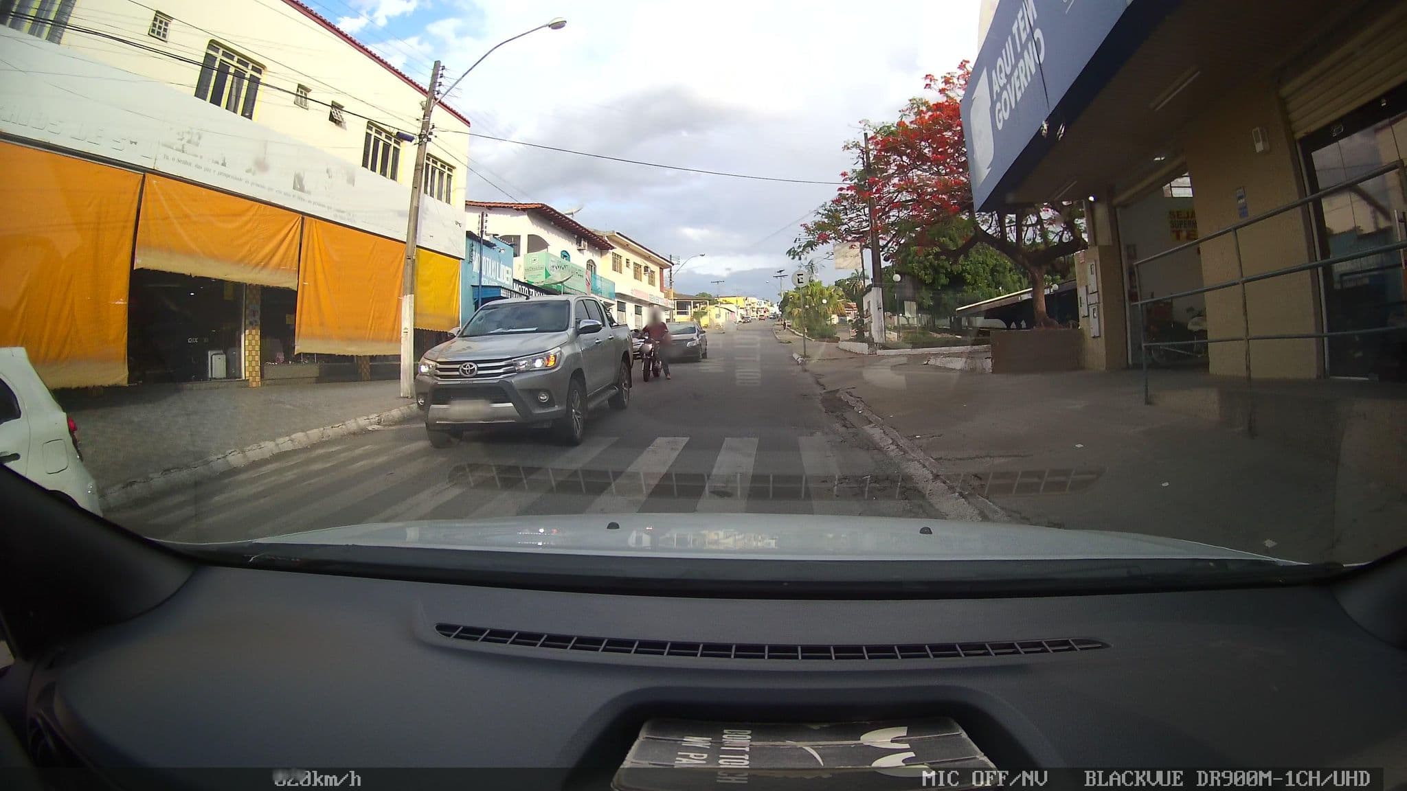 Street view near Hotel Raios de Sol, Goiás — © kafri (CC BY-SA · Mapillary)
