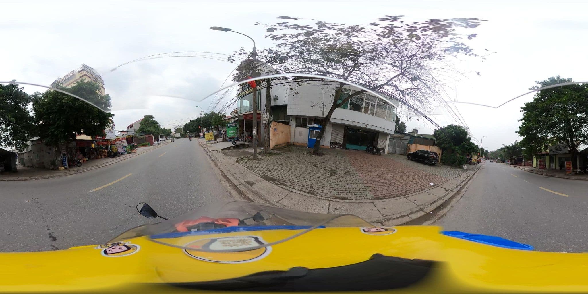 Street view near The King Hotel, Quang Minh — © bemaps2_hn (CC BY-SA · Mapillary)