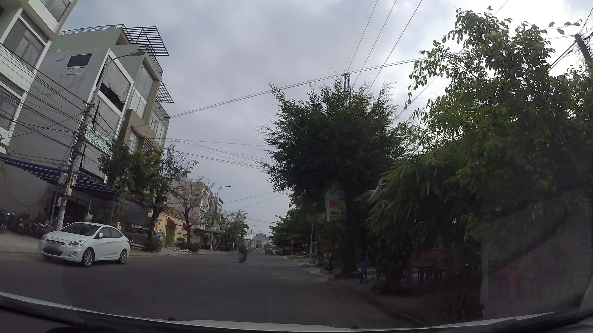 Street view near Capsule Hotel, An Hải