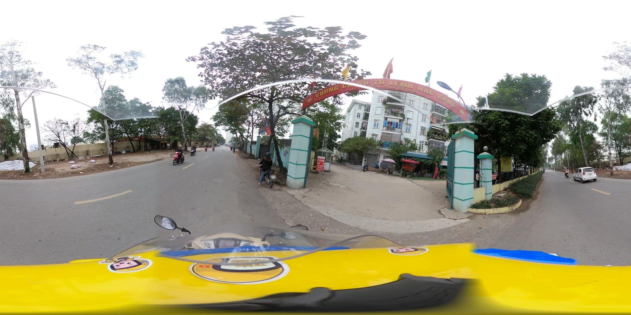 Street view near Chung cư Bộ Tư Lệnh Đặc Công, Ngọc Hồi — © bemaps2_hn (CC BY-SA · Mapillary)