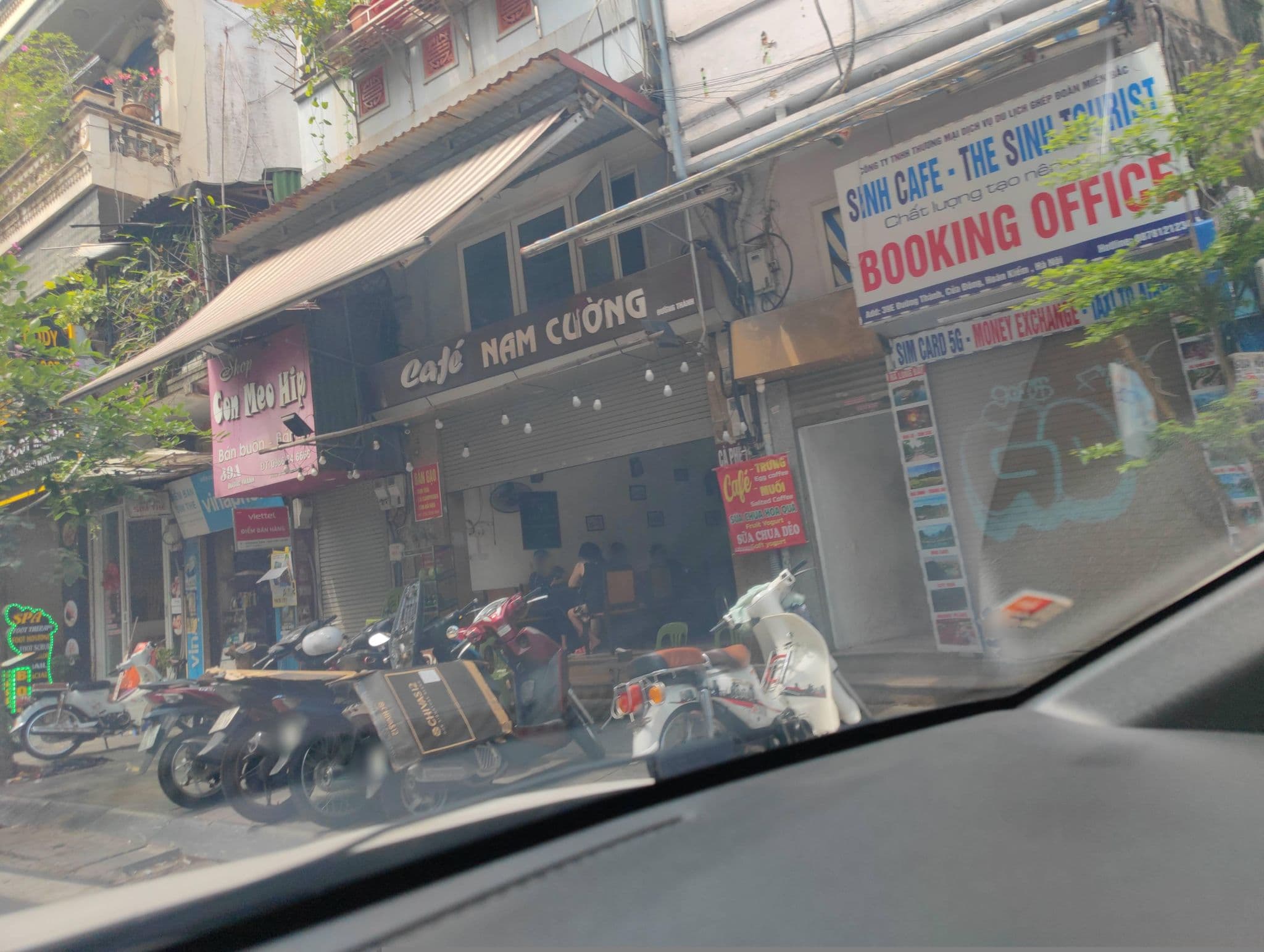 Street view near Singita Classy Boutique Hotel & Travel, Hoàn Kiếm