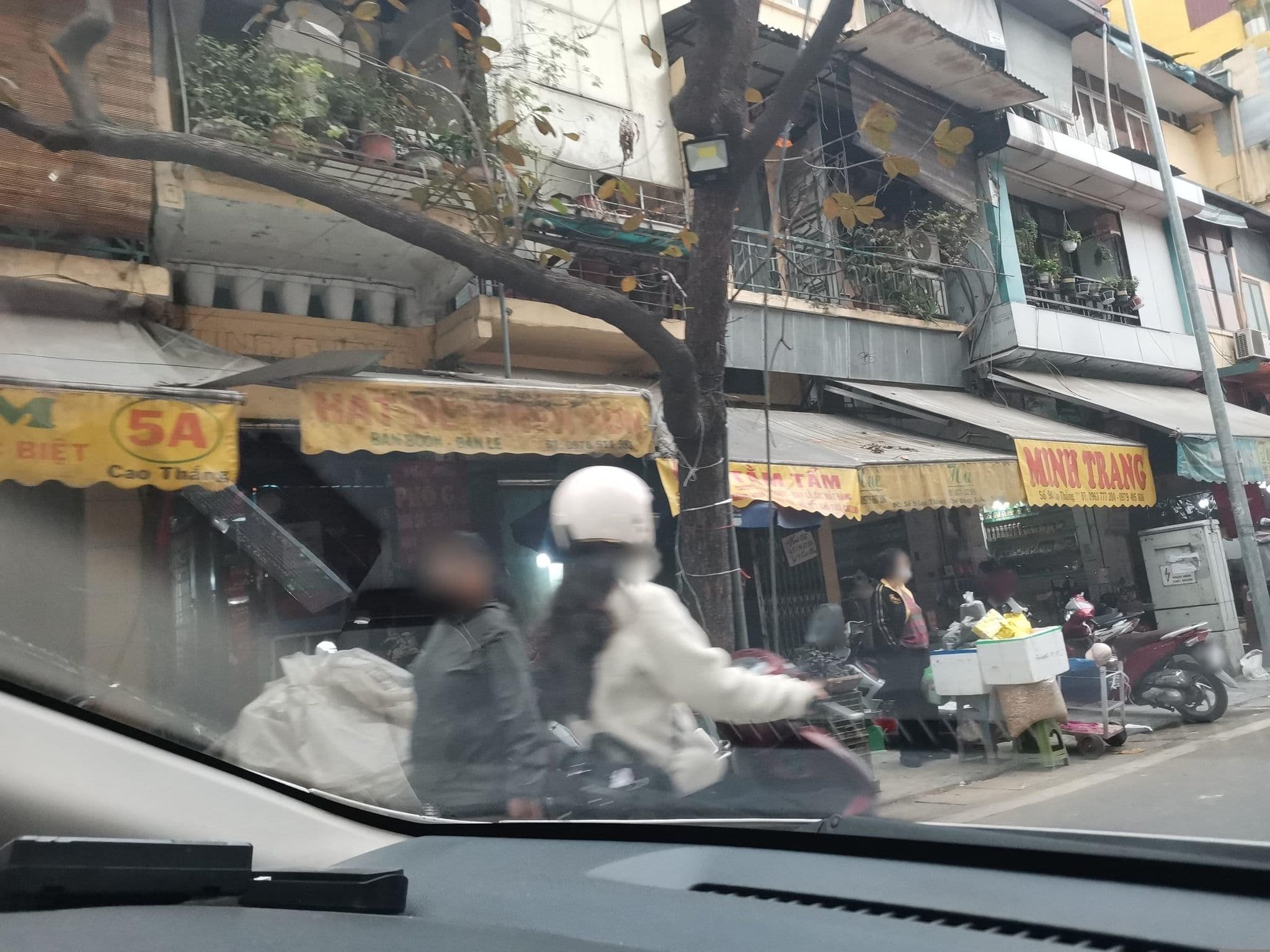 Street view near Hanoi Capsule Station, Hoàn Kiếm