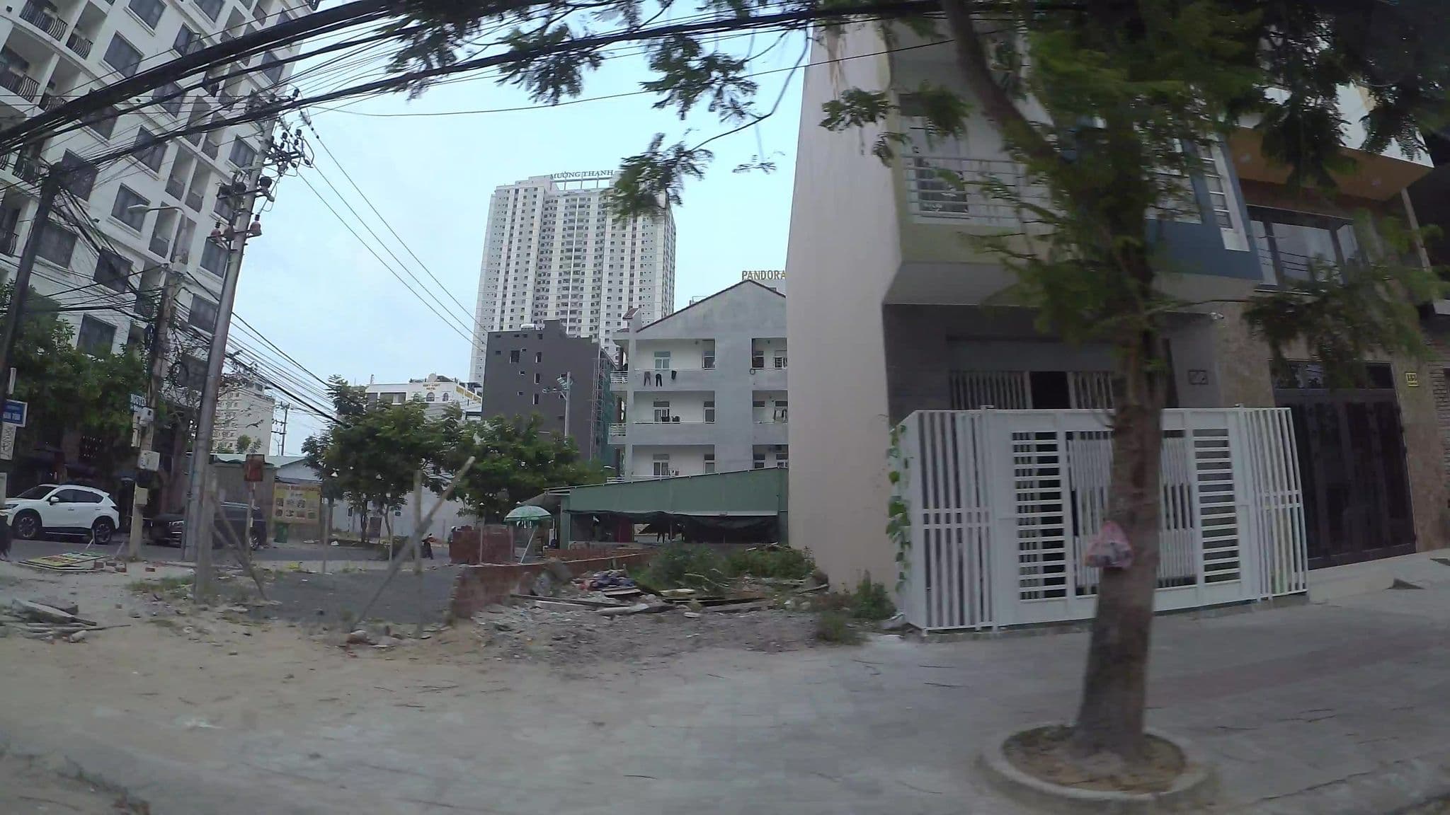 Street view near Sea Light, Sơn Trà