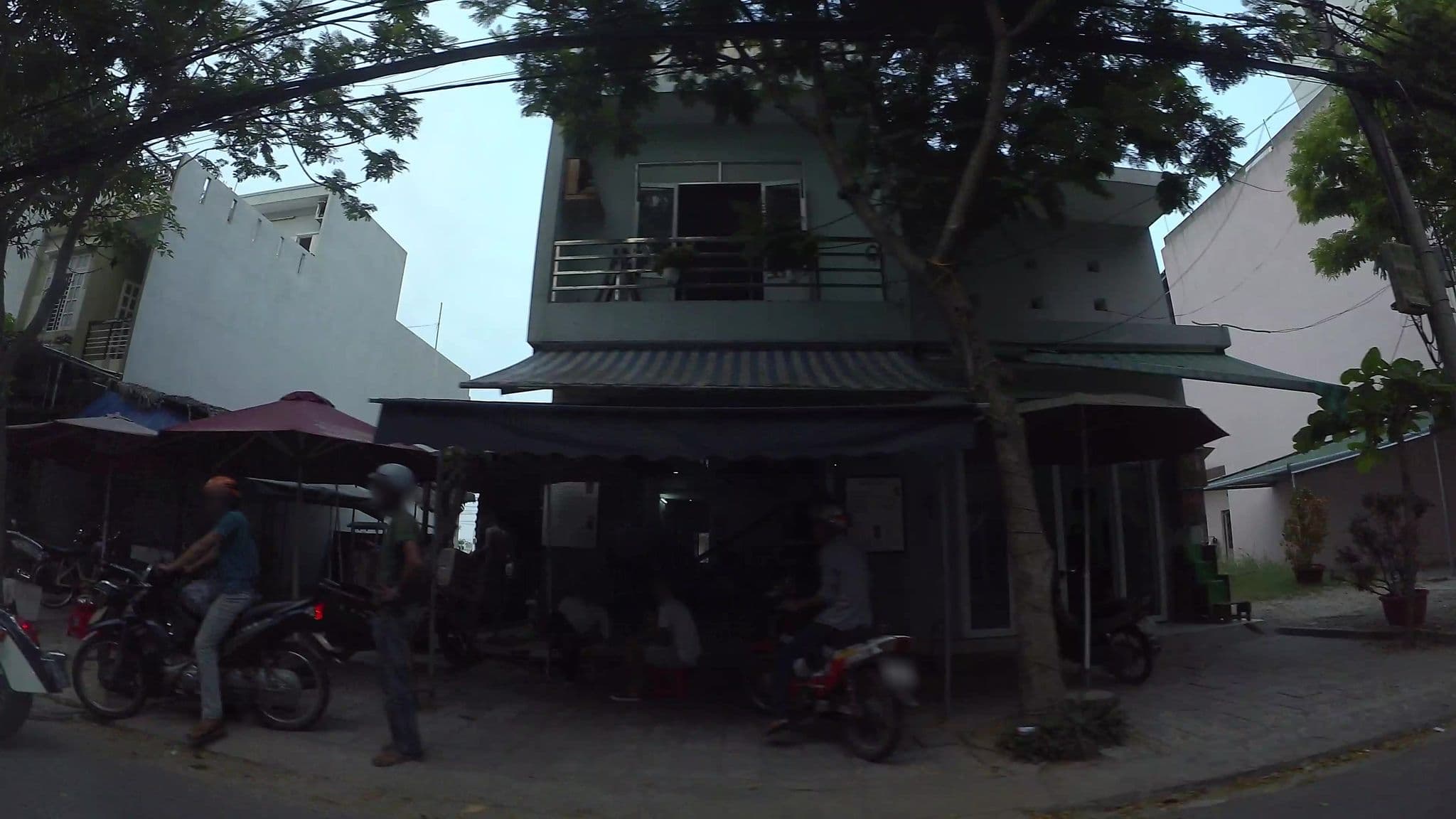 Street view near Flamingo, Sơn Trà